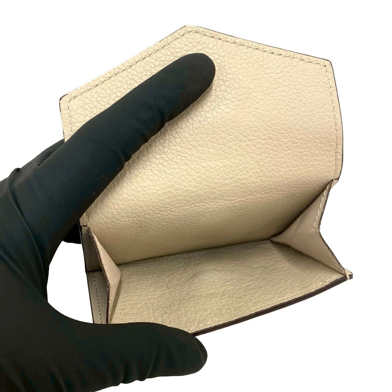 Louis Vuitton Louis Vuitton Louis Vuitton Portefeuille Lock Mini Wallet Leather Short Wallet DUTY FREE for USA Size ONE SIZE - 11 Thumbnail