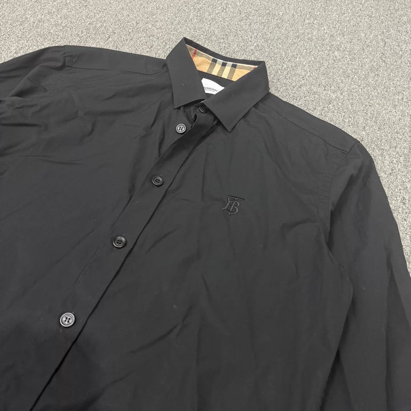 Burberry Black Long-Sleeve Button-Up Shirt Size US M / EU 48-50 / 2 - 3 Thumbnail