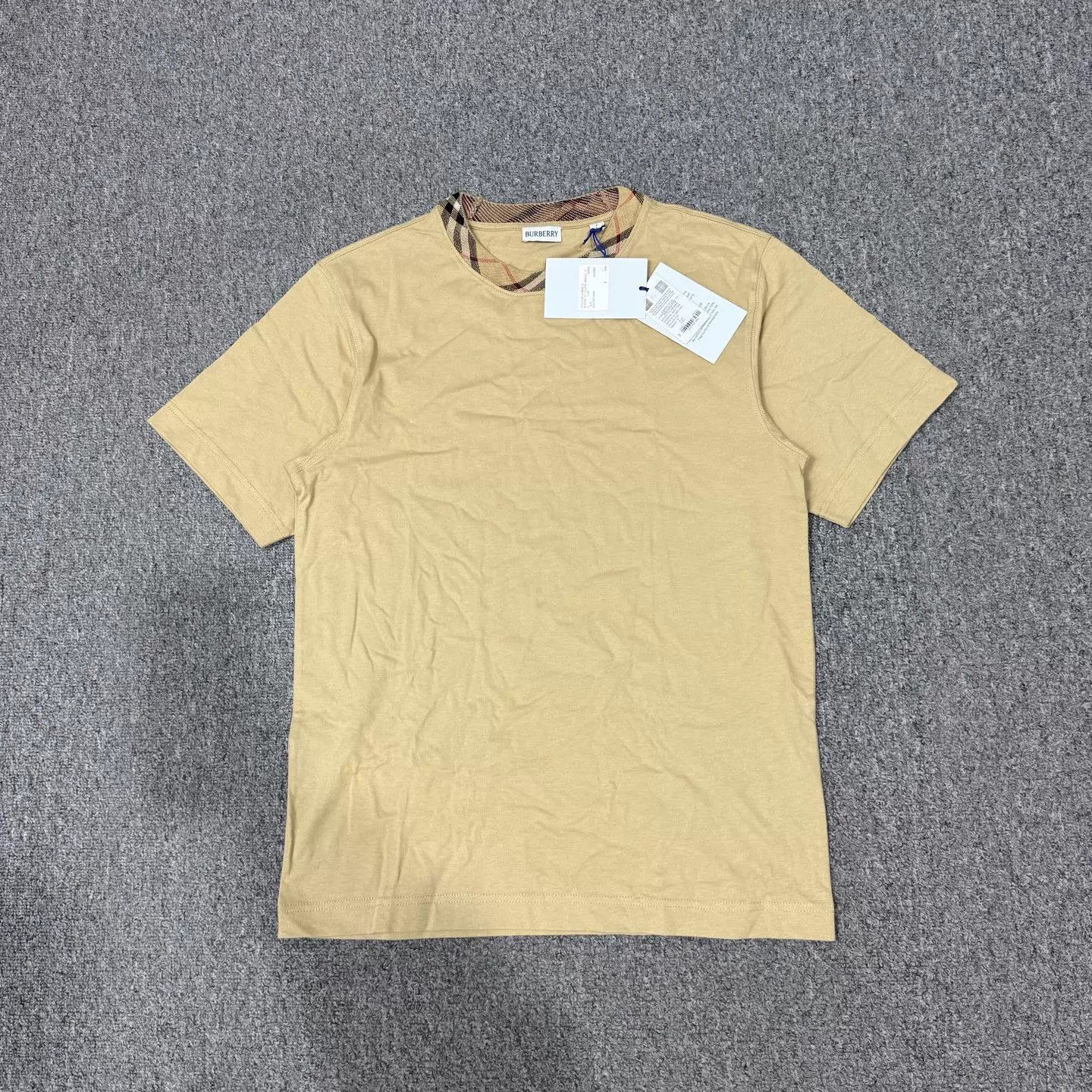 Burberry Beige Short-Sleeve Shirt Size S Size US S / EU 44-46 / 1 - 2 Thumbnail