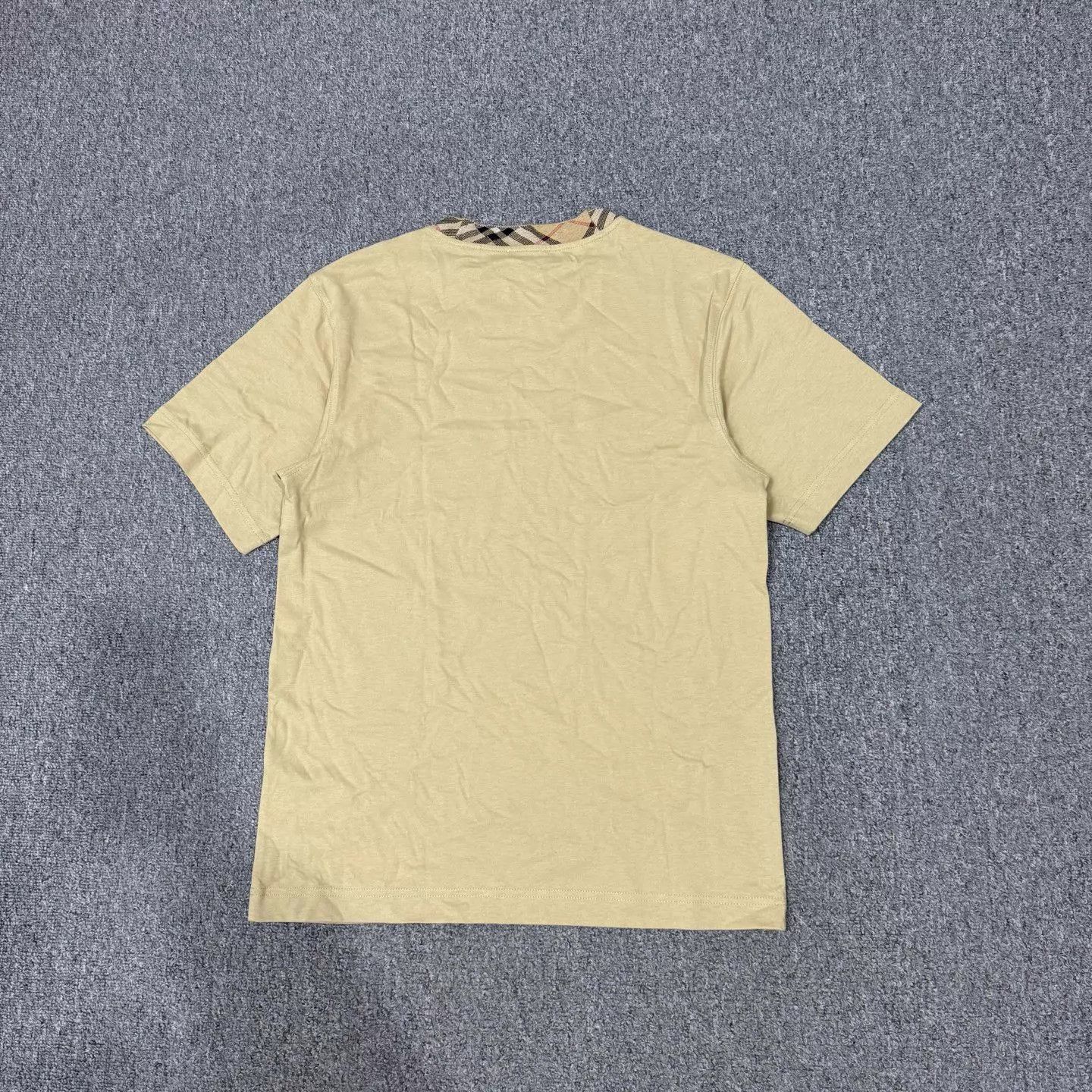 Burberry Beige Short-Sleeve Shirt Size S Size US S / EU 44-46 / 1 - 3 Thumbnail