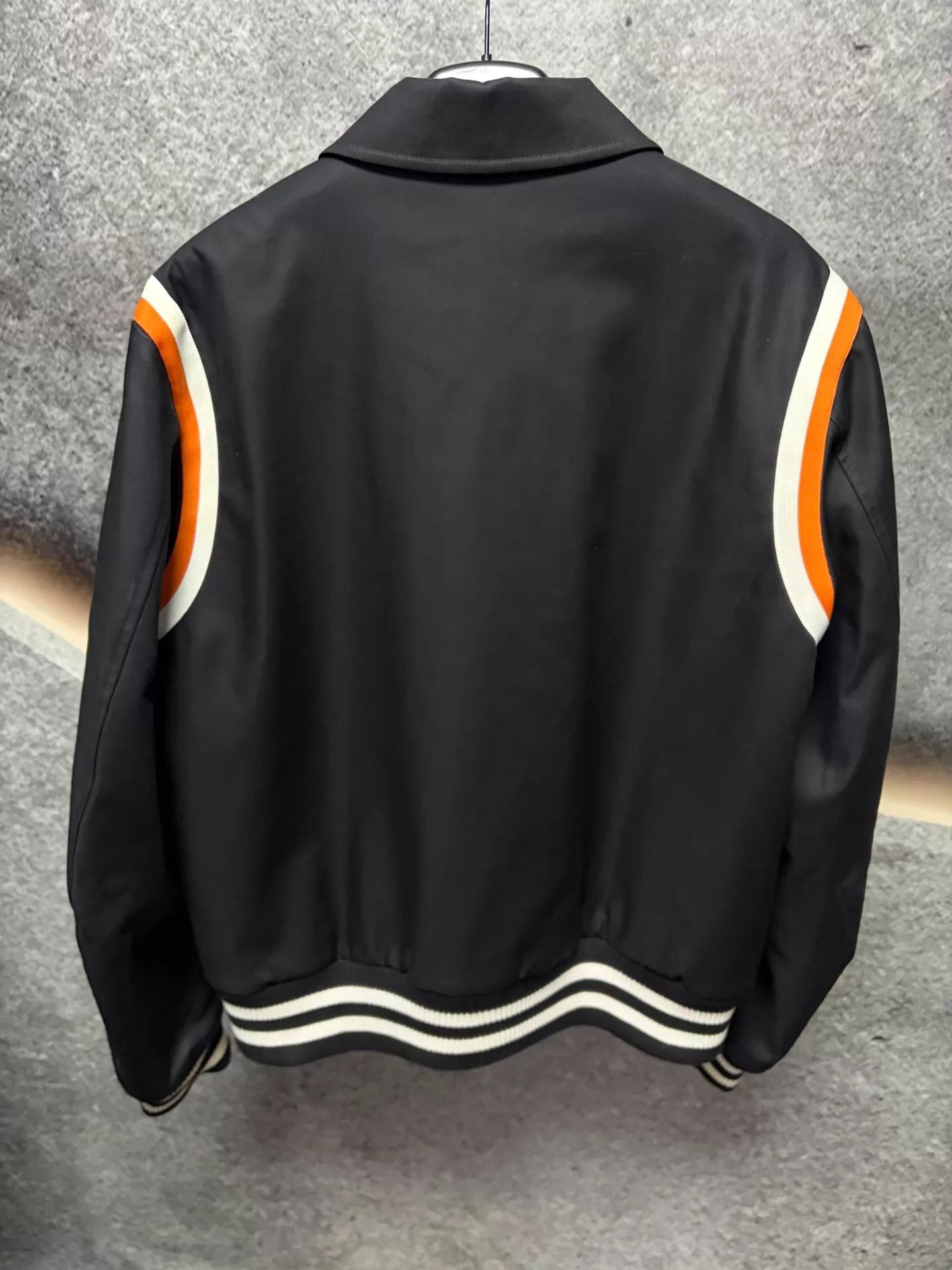 Burberry Black XL Bomber Jacket with Striped Sleeves Size US XL / EU 56 / 4 - 2 Thumbnail