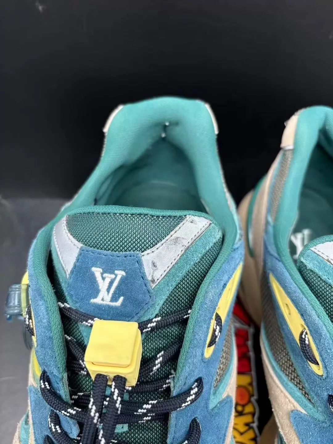 Louis Vuitton Multi-Color Low-Top Sneakers Size 9.5 Size US 9.5 / EU 42-43 - 9 Thumbnail