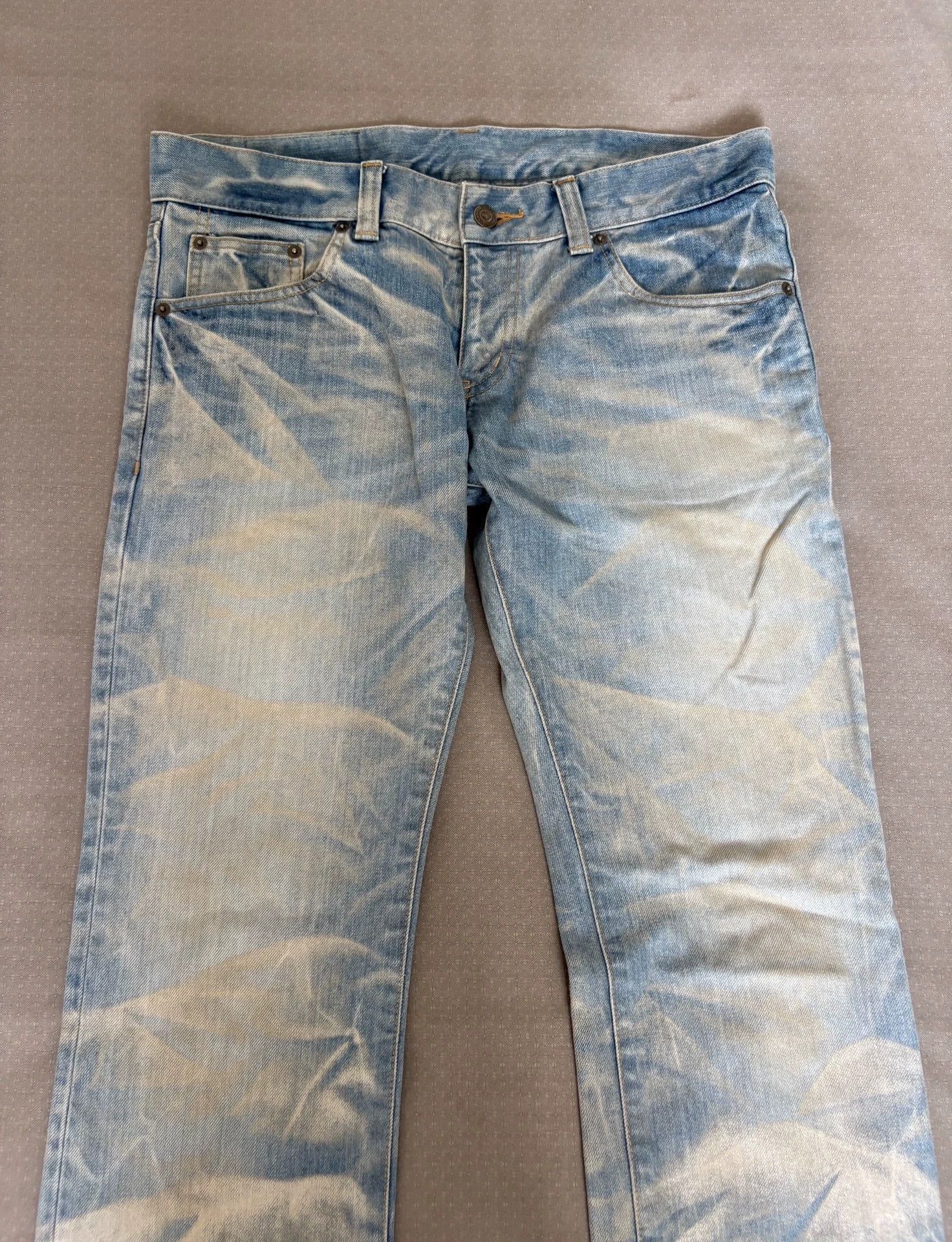 Tornado Mart Blue Denim Jeans with Abstract Mountain Print Size US 34 / EU 50 - 2 Thumbnail