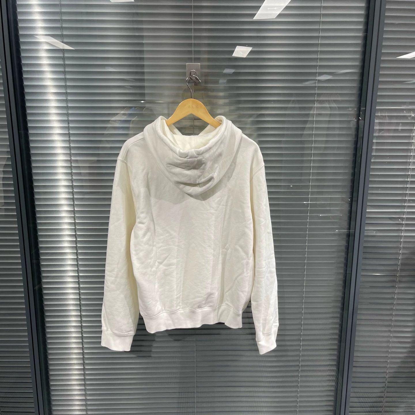 Dior White Hoodie with Embroidered Design Size US L / EU 52-54 / 3 - 2 Thumbnail