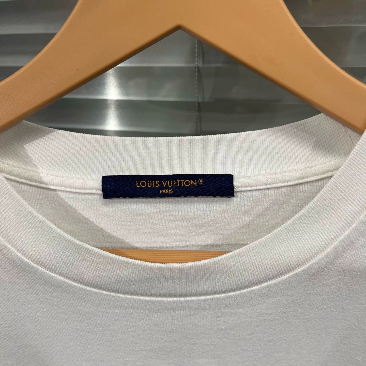 Louis Vuitton White Short-Sleeve T-Shirt Size US M / EU 48-50 / 2 - 3 Thumbnail