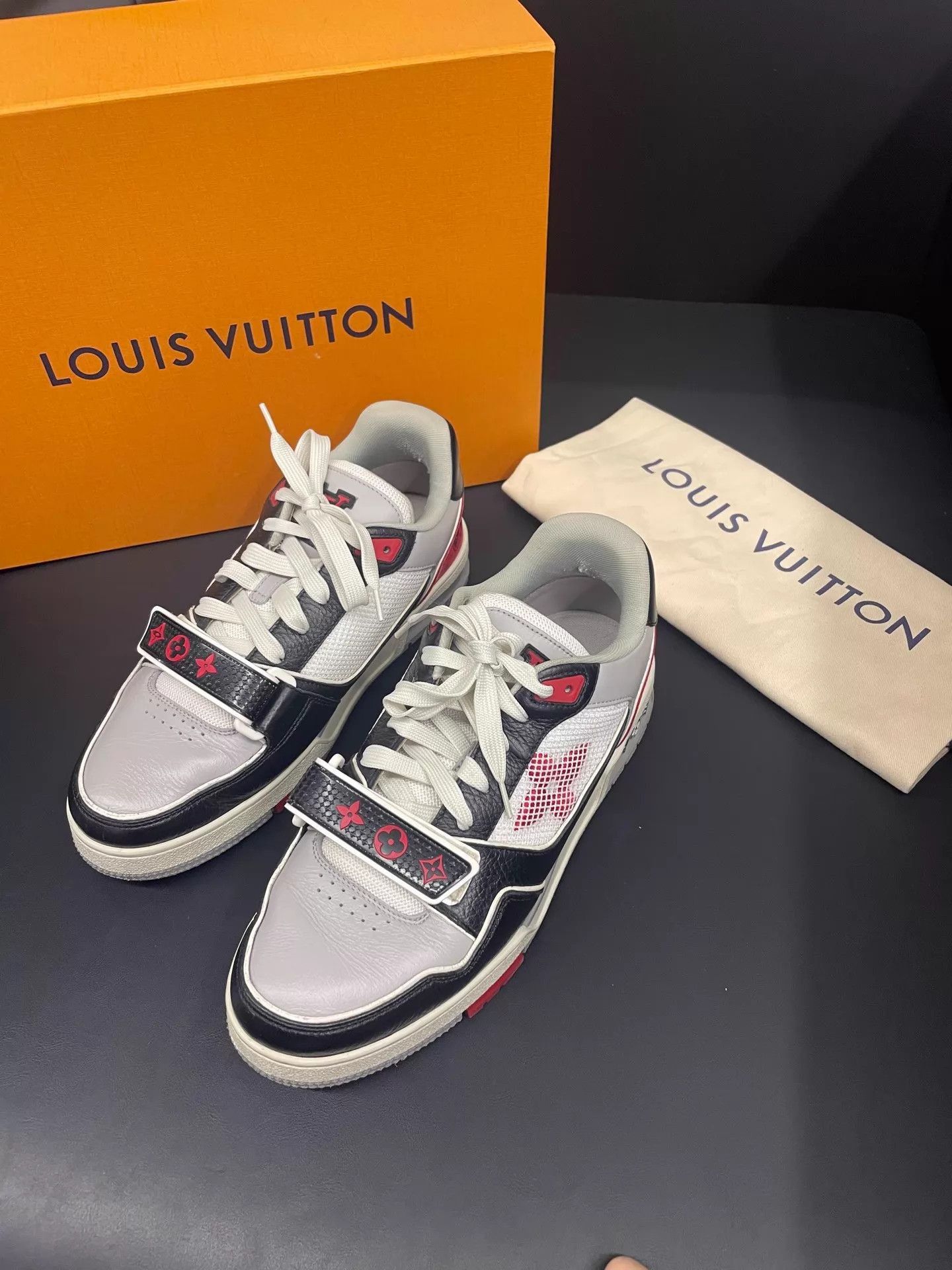 Louis Vuitton Multi Color Low Top Sneakers Size 7 Size US 7 / EU 40 - 2 Thumbnail