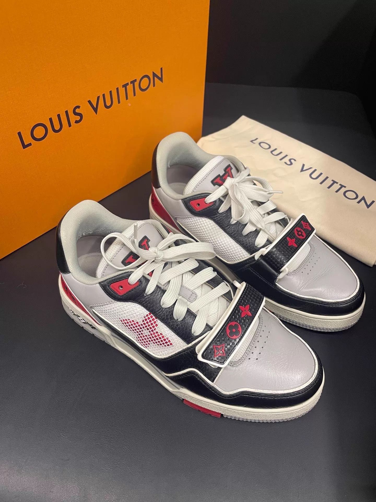 Louis Vuitton Multi Color Low Top Sneakers Size 7 Size US 7 / EU 40 - 6 Thumbnail