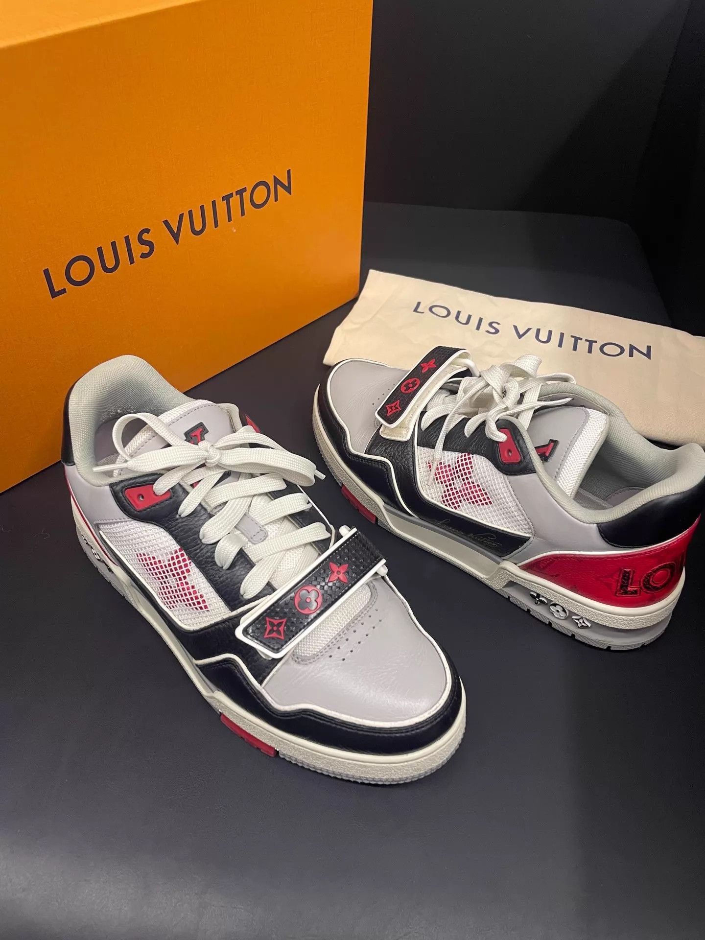 Louis Vuitton Multi Color Low Top Sneakers Size 7 Size US 7 / EU 40 - 5 Thumbnail
