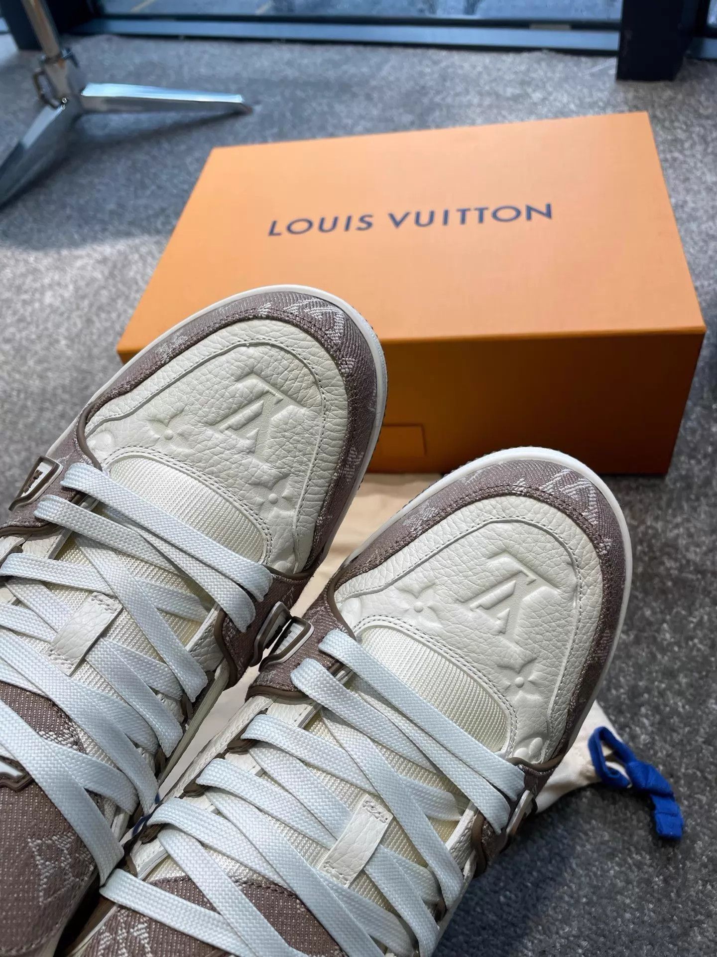 Louis Vuitton Multi Color Low Top Sneakers Size 9.5 Size US 9.5 / EU 42-43 - 5 Thumbnail