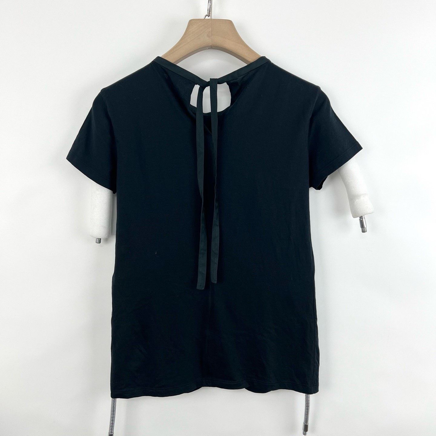 Louis Vuitton Louis Vuitton Beaded Crew Neck Short-Sleeve Top Size S / US 4 / IT 40 - 2 Thumbnail