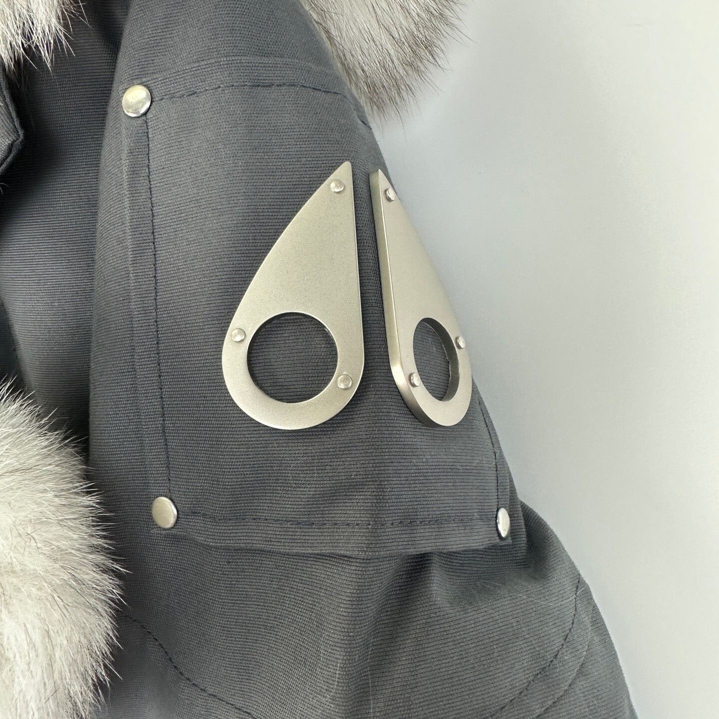 Moose Knuckles Moose Knuckles Gray Long Fitted Fur Collar Down Jacket Size M / US 6-8 / IT 42-44 - 6 Thumbnail