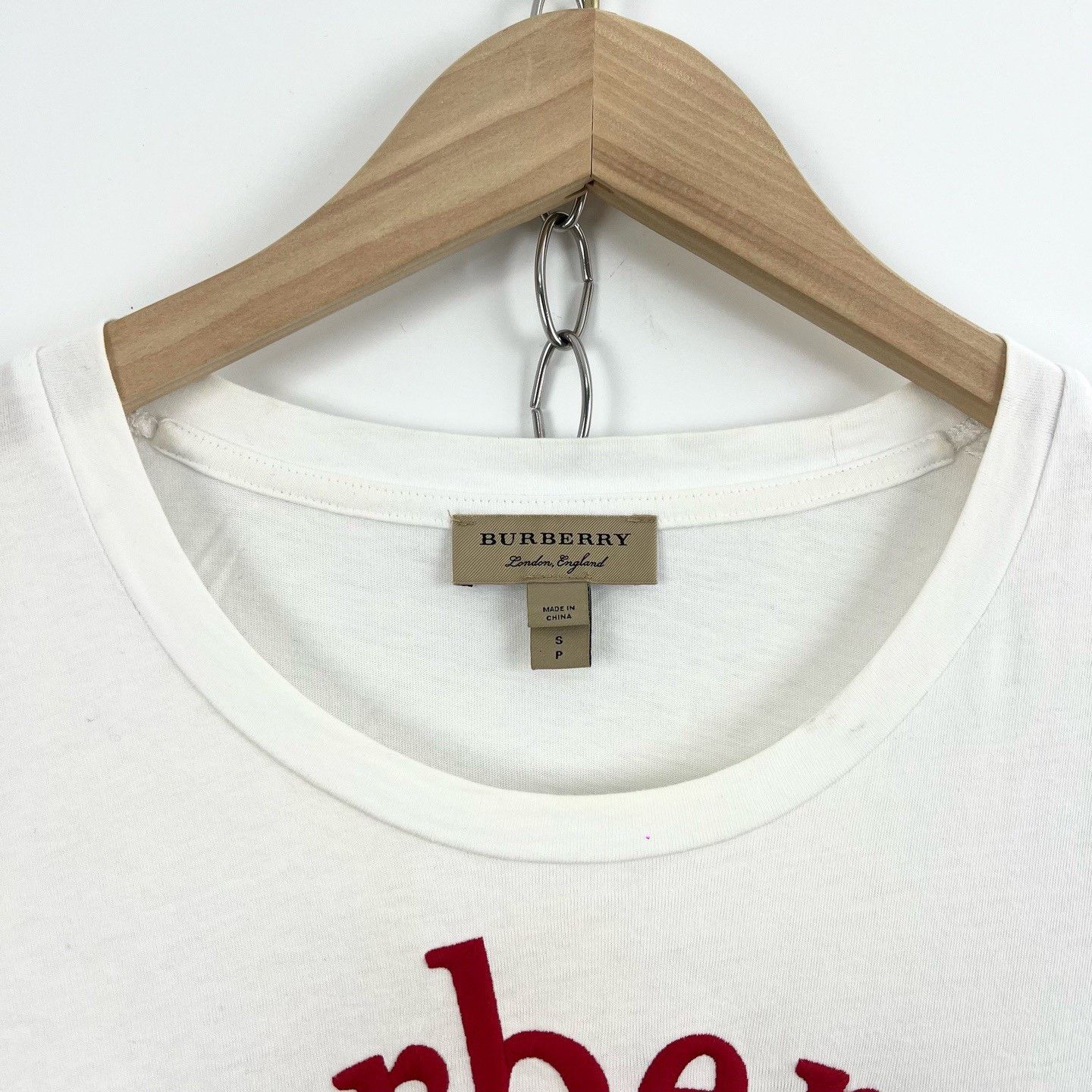 Burberry Burberry Classic White Red Embroidered Knight T-Shirt Size US S / EU 44-46 / 1 - 3 Thumbnail