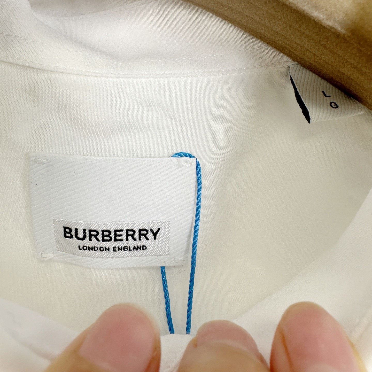 Burberry Burberry White Chest Pocket Embroidered Logo Long-Sleeve Shirt Size US L / EU 52-54 / 3 - 4 Thumbnail