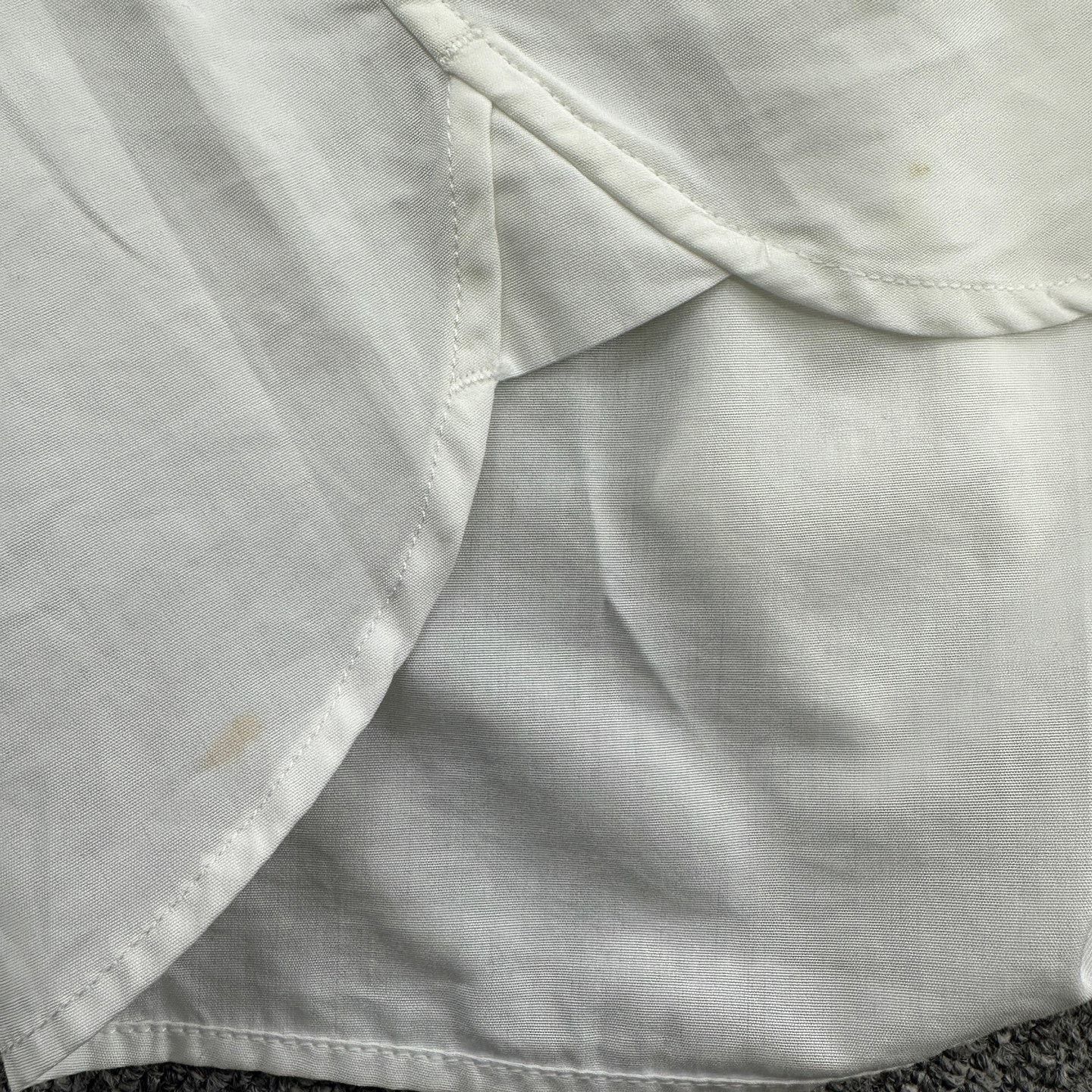 Burberry Burberry White Chest Pocket Embroidered Logo Long-Sleeve Shirt Size US L / EU 52-54 / 3 - 7 Thumbnail