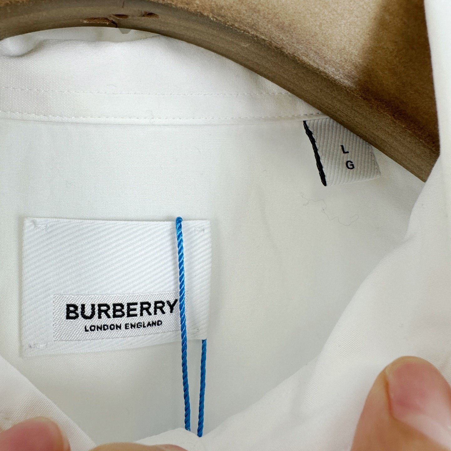 Burberry Burberry White Chest Leather Logo Long-Sleeve Shirt Size US L / EU 52-54 / 3 - 5 Thumbnail