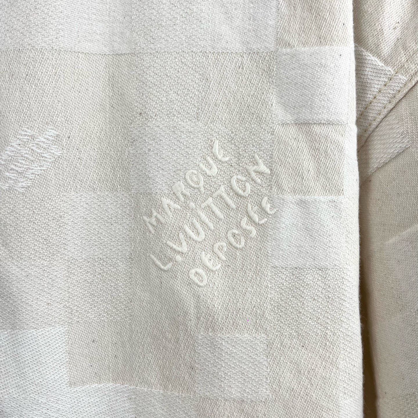 Louis Vuitton Louis Vuitton Embroidered Logo Check Shirt Size US S / EU 44-46 / 1 - 5 Thumbnail