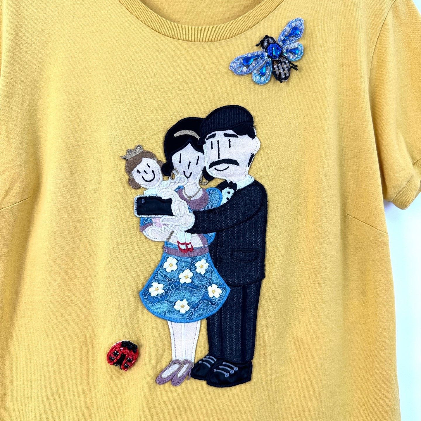 Dolce & Gabbana Dolce&Gabbana Yellow Embroidered Family T-Shirt Size US XXS / EU 40 - 5 Thumbnail