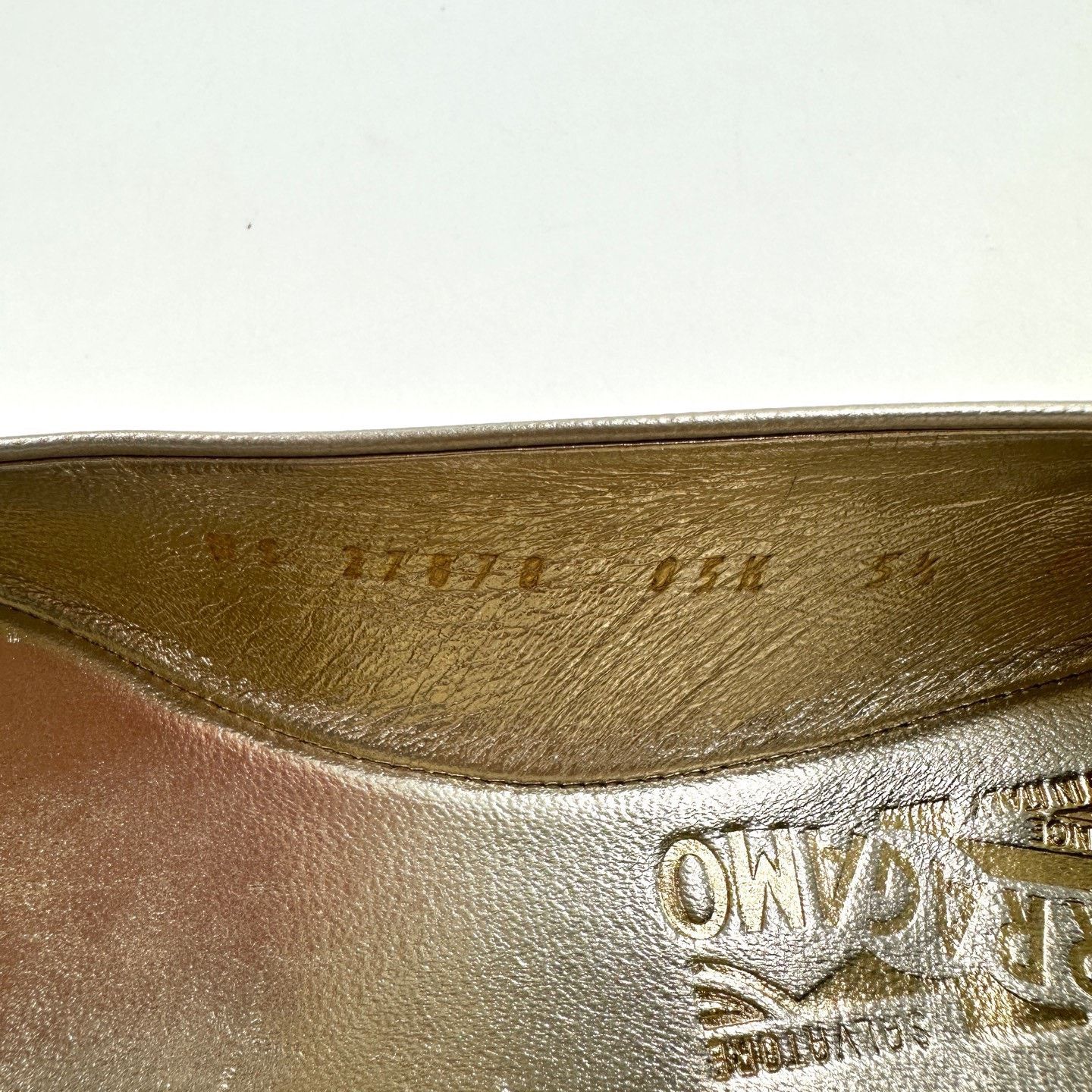 Salvatore Ferragamo Ferragamo Women's Champagne Flat Shoes Size US 4.5 / IT 34.5 - 6 Thumbnail