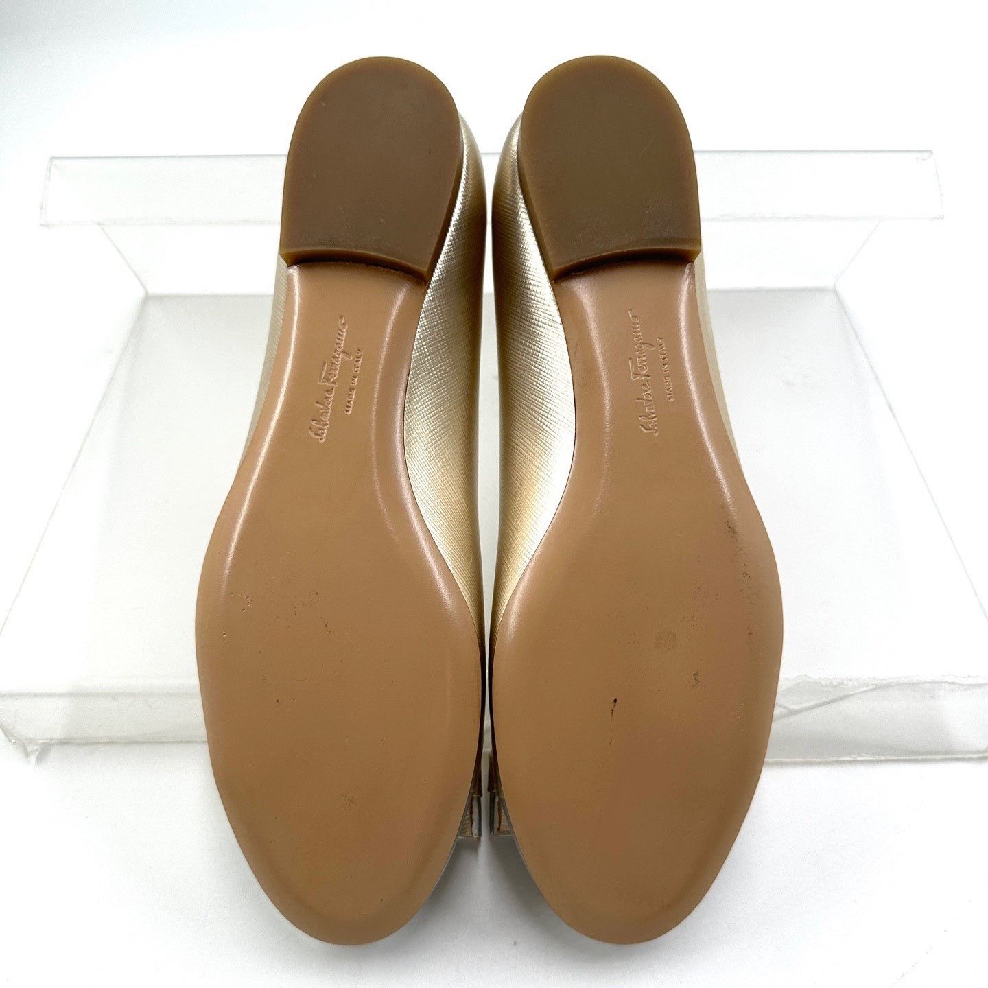 Salvatore Ferragamo Ferragamo Women's Champagne Flat Shoes Size US 4.5 / IT 34.5 - 5 Thumbnail
