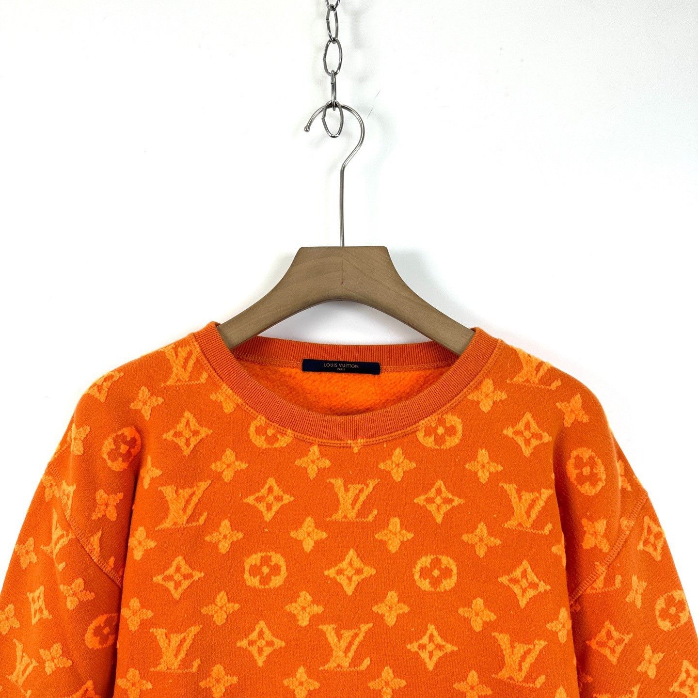 Louis Vuitton Louis Vuitton Orange Logo Crewneck Sweatshirt Size US M / EU 48-50 / 2 - 3 Thumbnail