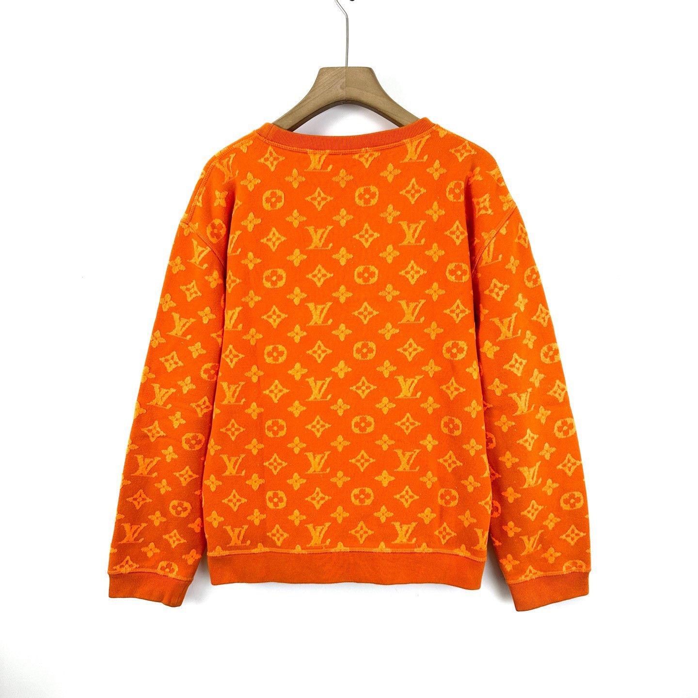 Louis Vuitton Louis Vuitton Orange Logo Crewneck Sweatshirt Size US M / EU 48-50 / 2 - 2 Thumbnail