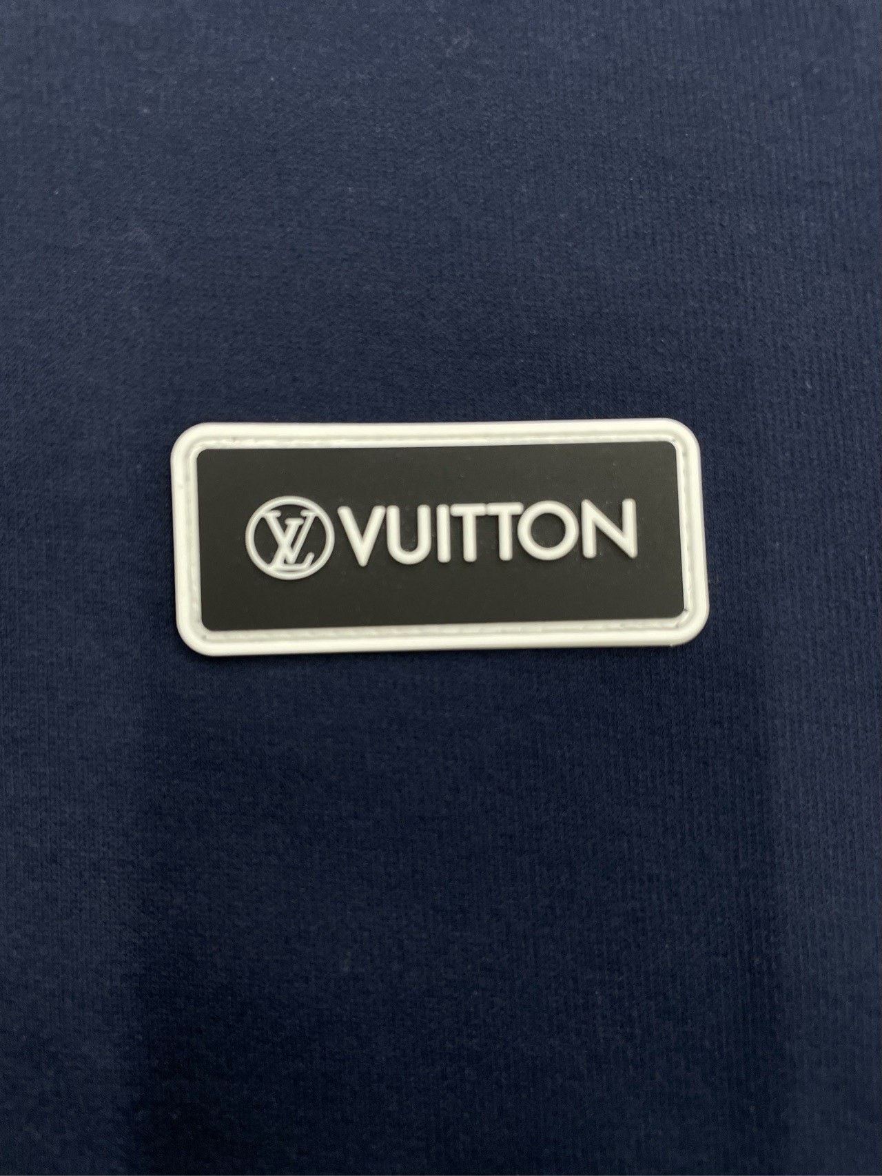 Louis Vuitton Louis Vuitton Women's Short-Sleeve Top Size XL / US 12-14 / IT 48-50 - 2 Thumbnail
