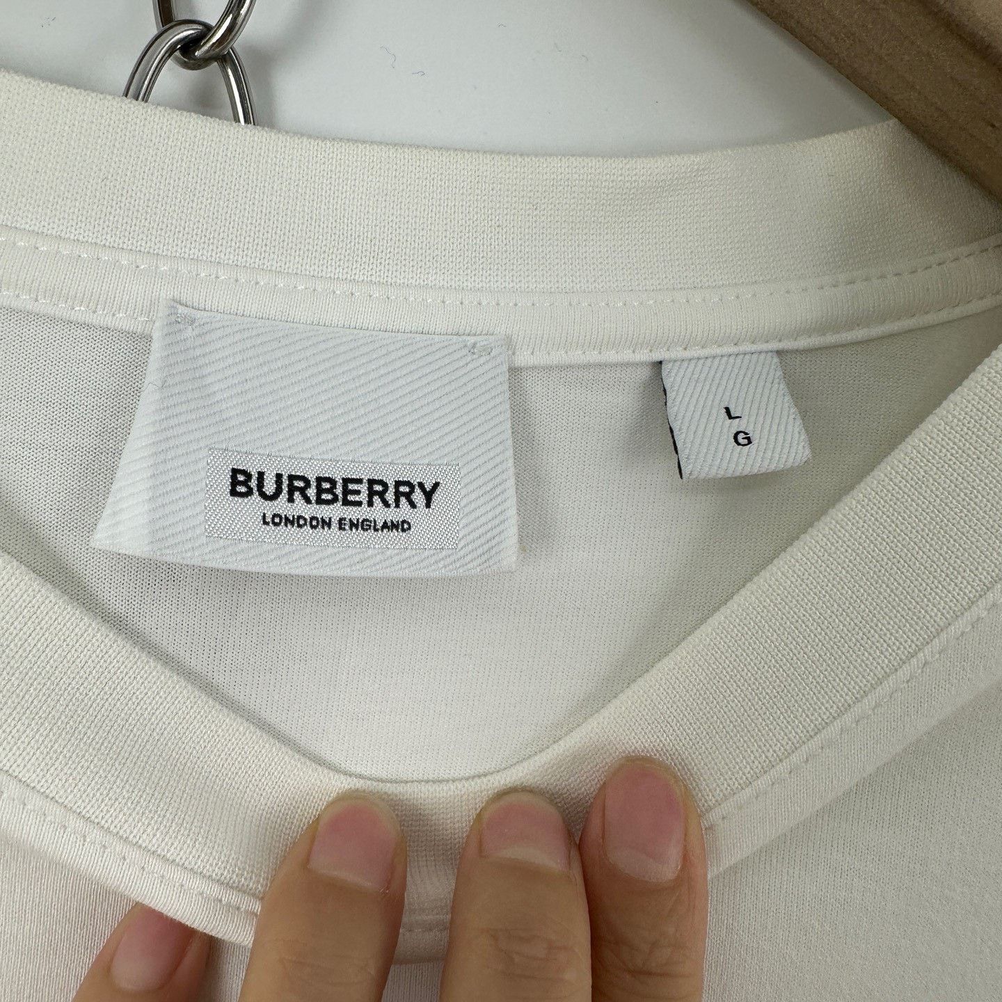 Burberry Burberry Men's Printed Logo Short-Sleeve Size US L / EU 52-54 / 3 - 4 Thumbnail
