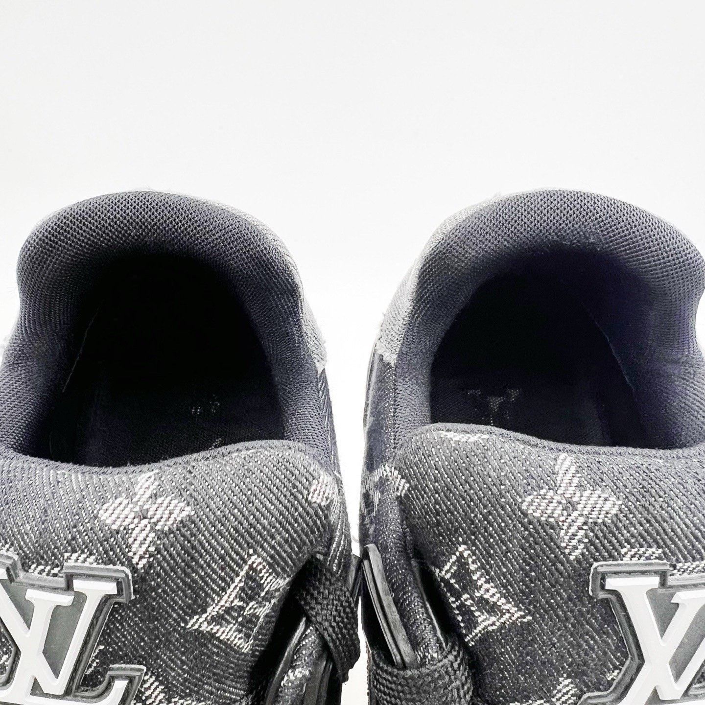 Louis Vuitton Louis Vuitton Black Denim Trainer Low-Top Sneakers Size US 9 / EU 42 - 4 Thumbnail