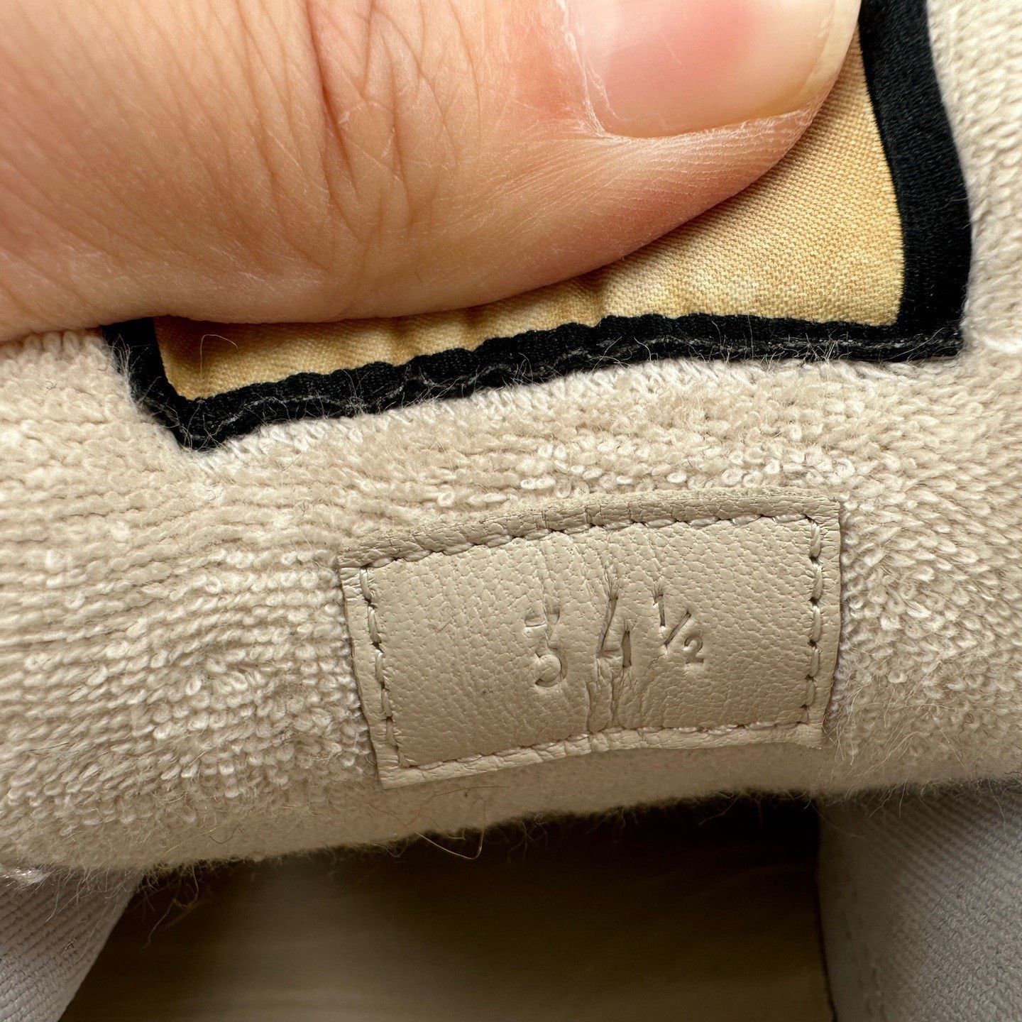 Gucci Gucci Screener Double G Thick Sole Sneakers Size US 4 / IT 34 - 6 Thumbnail