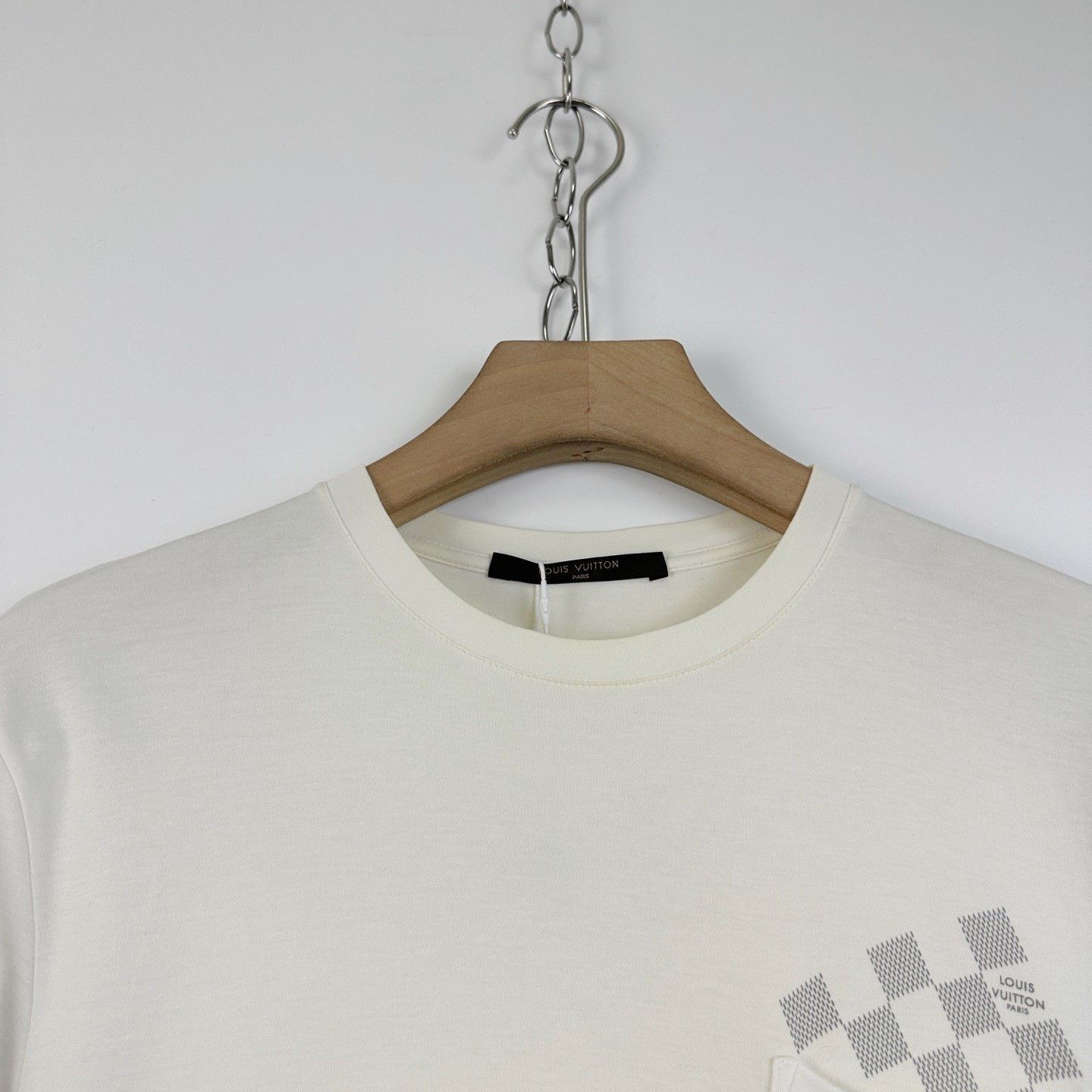 Louis Vuitton Louis Vuitton White Checkerboard Logo Short Sleeve Size US XS / EU 42 / 0 - 3 Thumbnail
