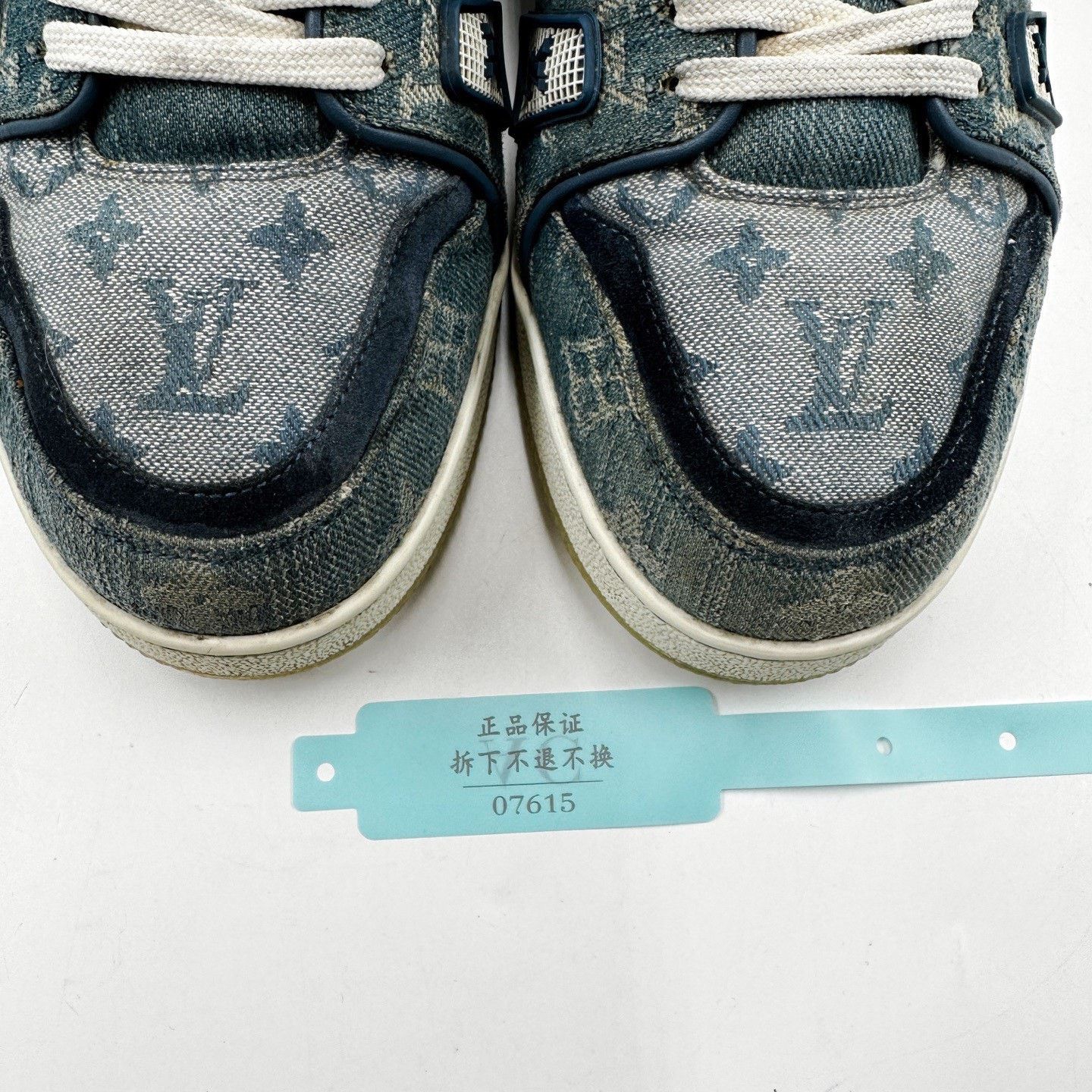 Louis Vuitton Louis Vuitton Trainer Blue Denim Monogram Sneakers Size US 7 / EU 40 - 9 Thumbnail