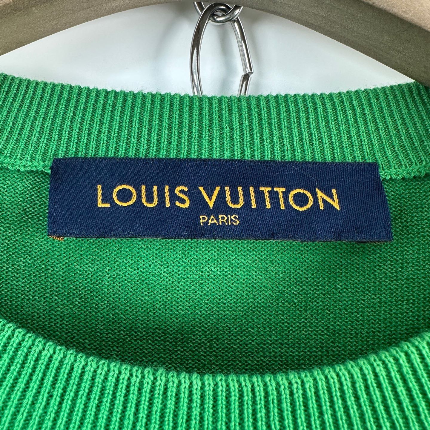 Louis Vuitton Louis Vuitton Green Embossed Logo Short-Sleeve Size US M / EU 48-50 / 2 - 4 Thumbnail