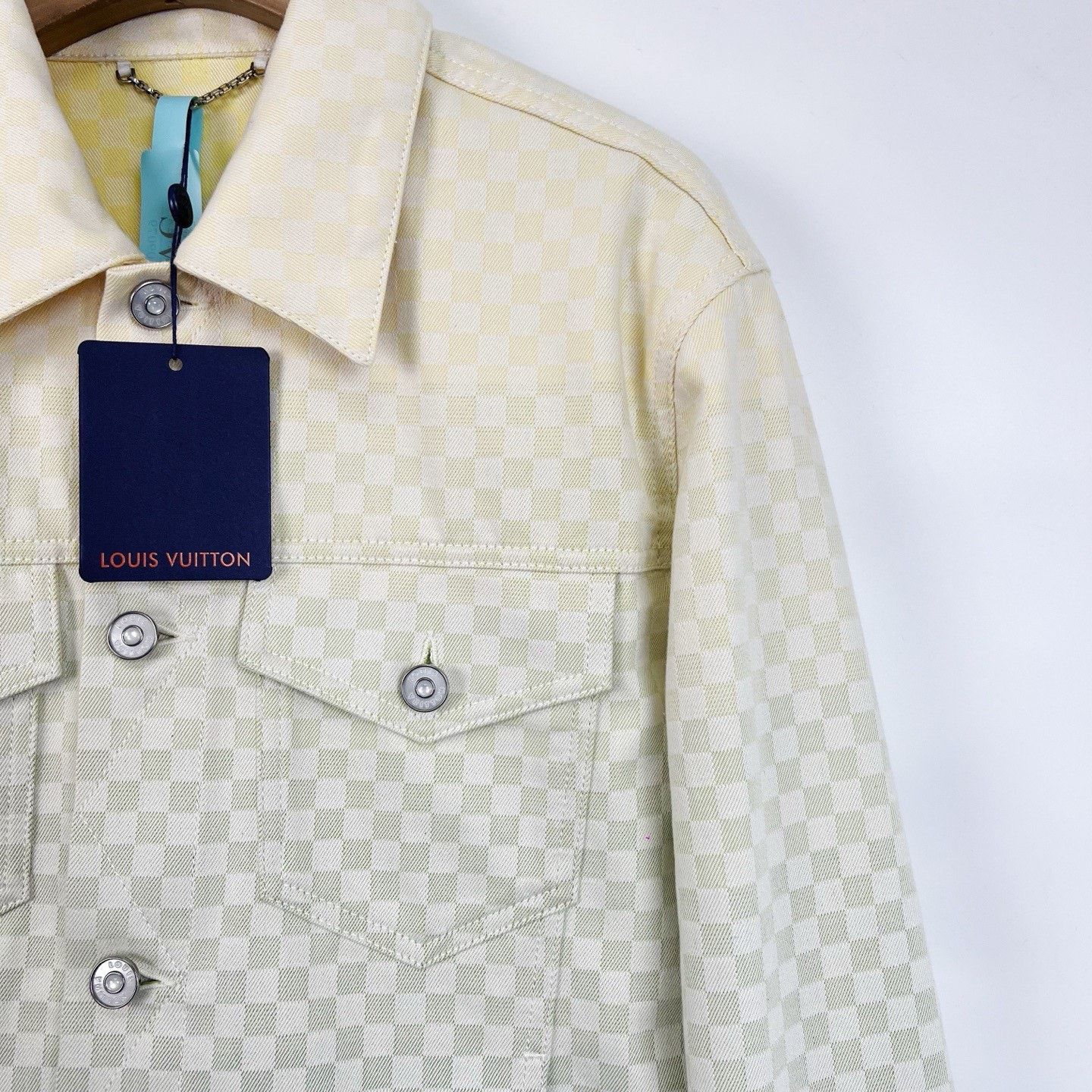Louis Vuitton Louis Vuitton SS25 Green Gradient Check Denim Jacket Size US M / EU 48-50 / 2 - 4 Thumbnail