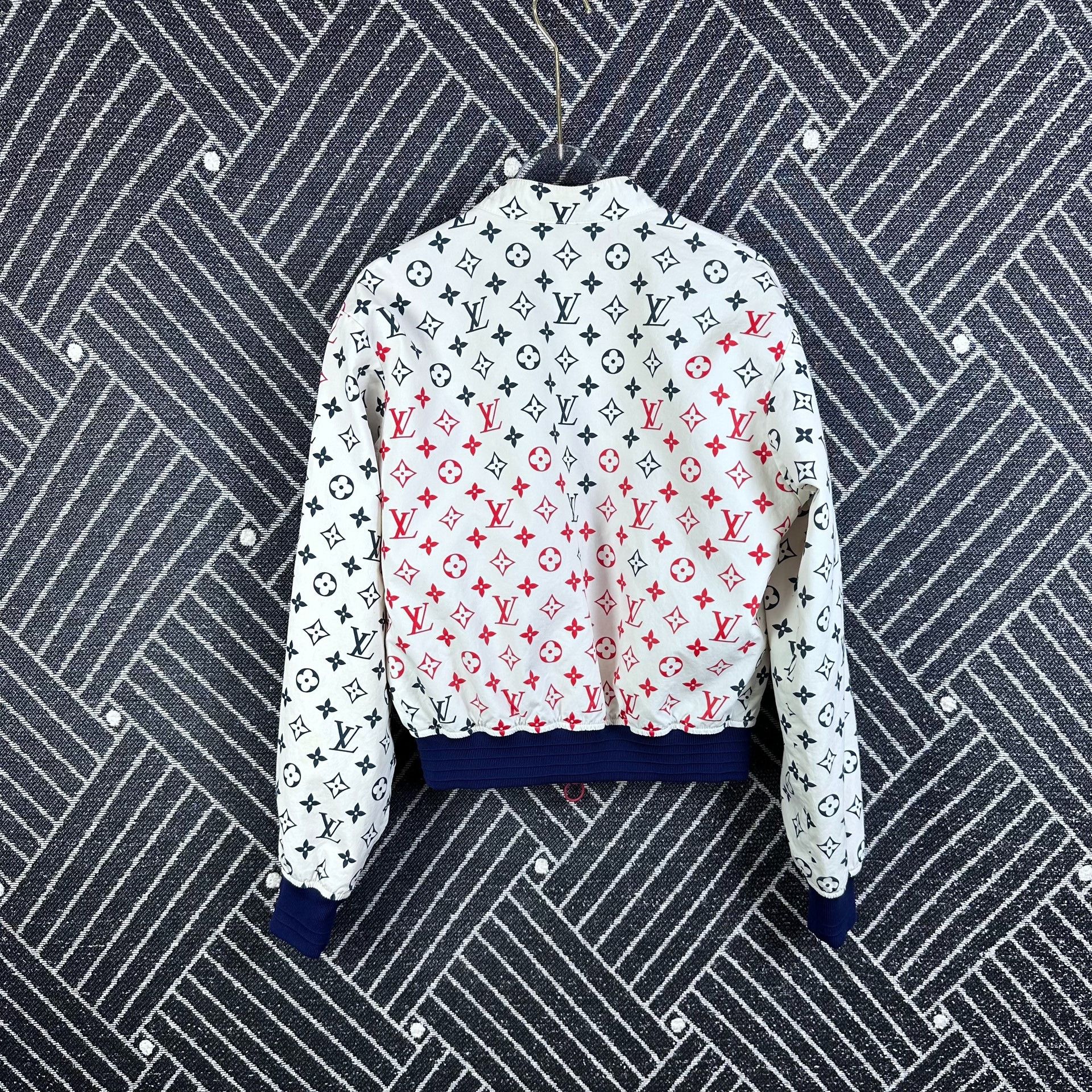 Louis Vuitton Louis Vuitton Women's Reversible Jacket Size XS / US 0-2 / IT 36-38 - 2 Thumbnail