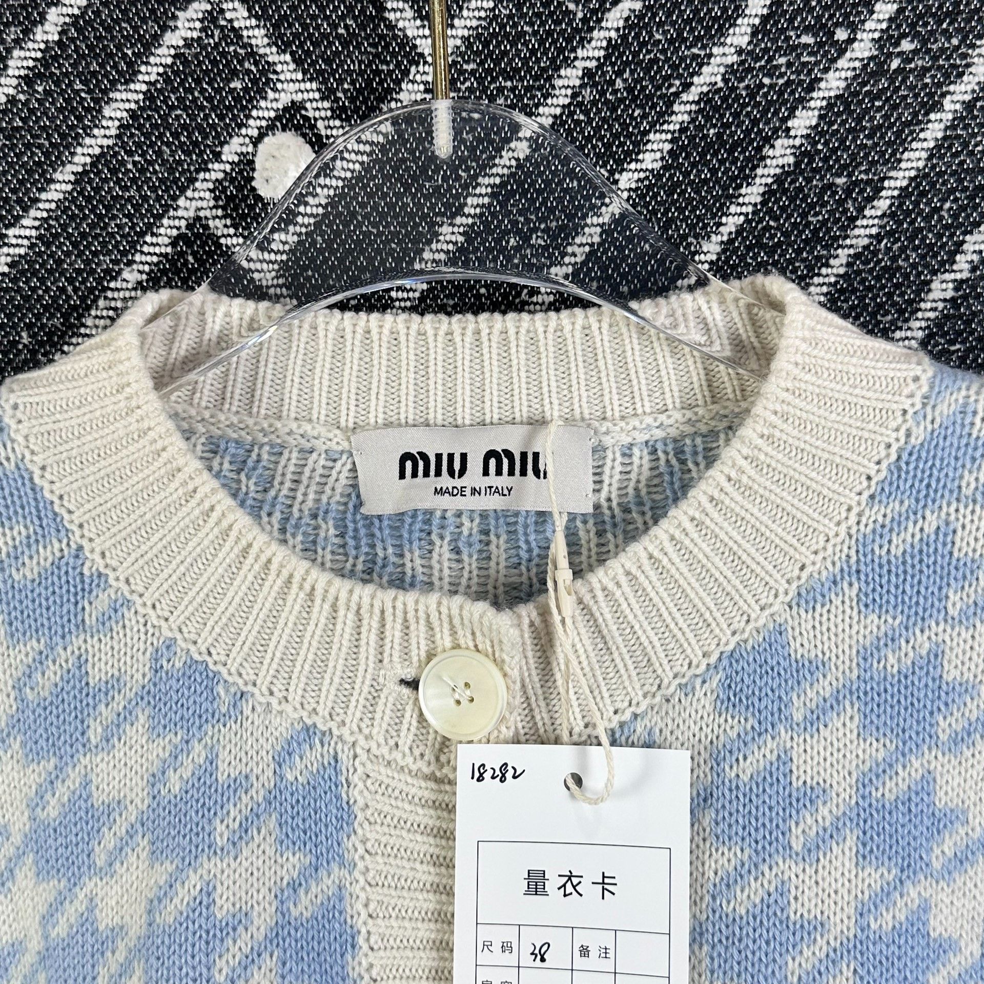 Miu Miu Miumiu Blue Embroidered Logo Houndstooth Cashmere Cardigan Size S / US 4 / IT 40 - 5 Thumbnail
