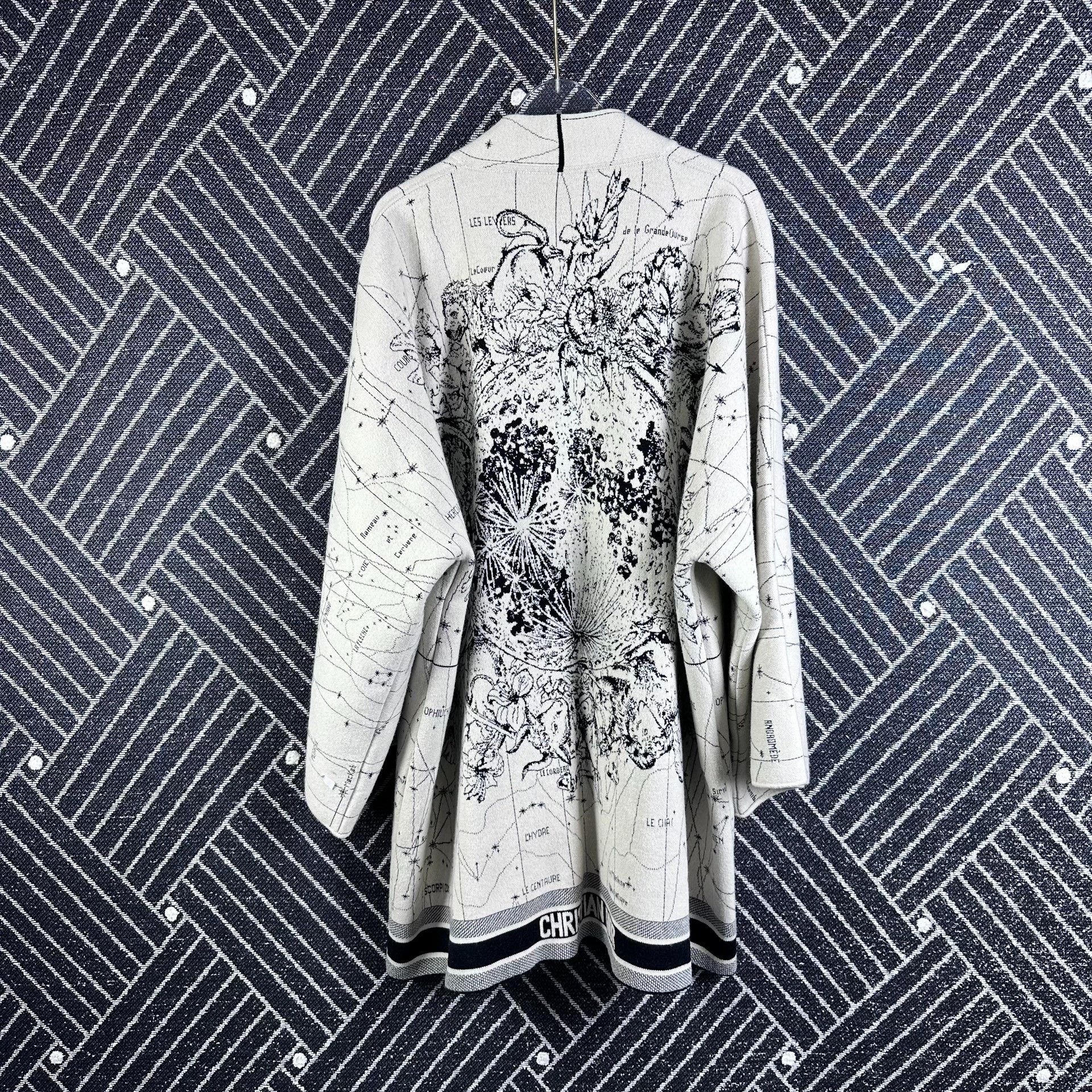 Dior Dior Constellation Cashmere Cardigan Size XS / US 0-2 / IT 36-38 - 2 Thumbnail