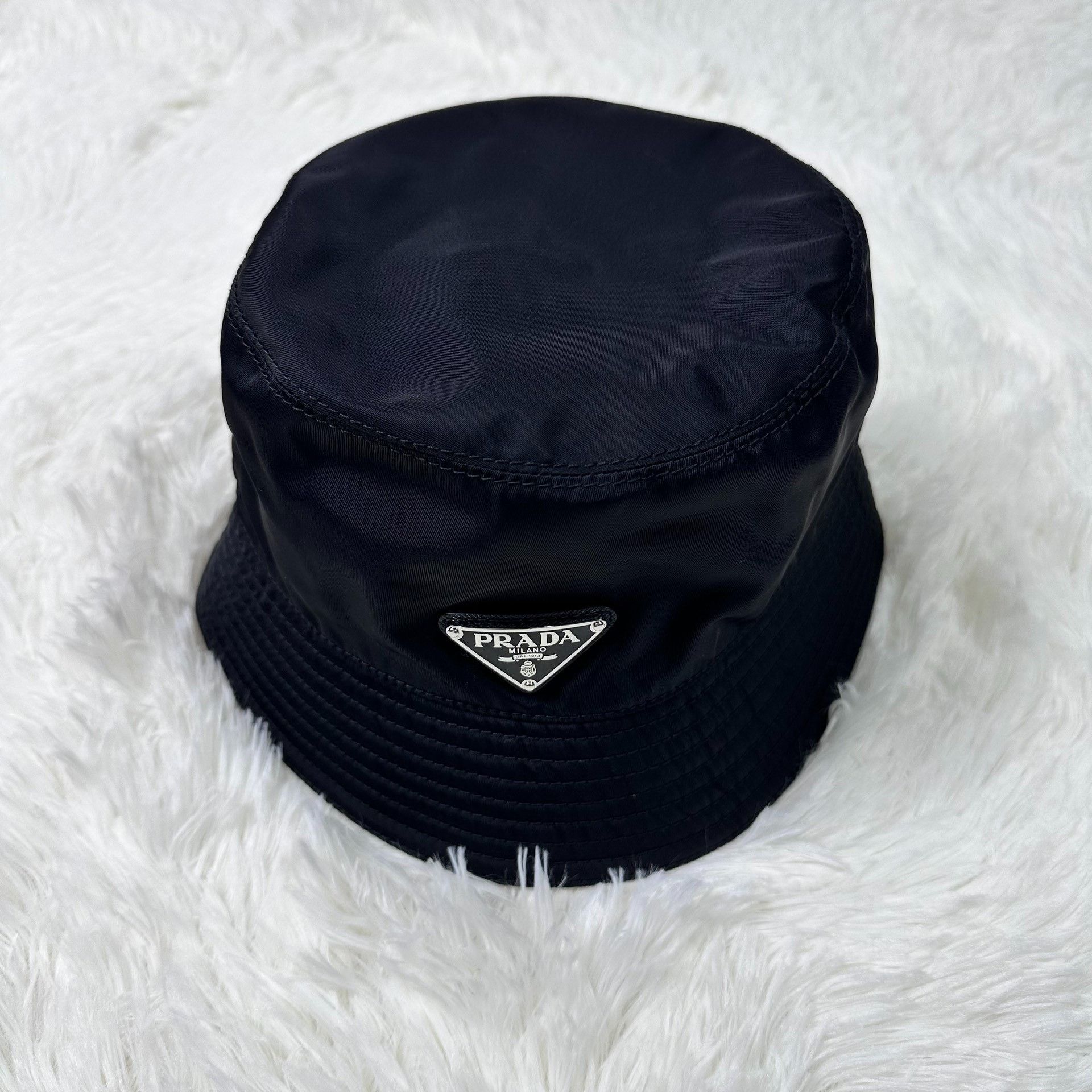 Prada Prada Black Nylon Bucket Hat 1999 Size ONE SIZE - 2 Thumbnail