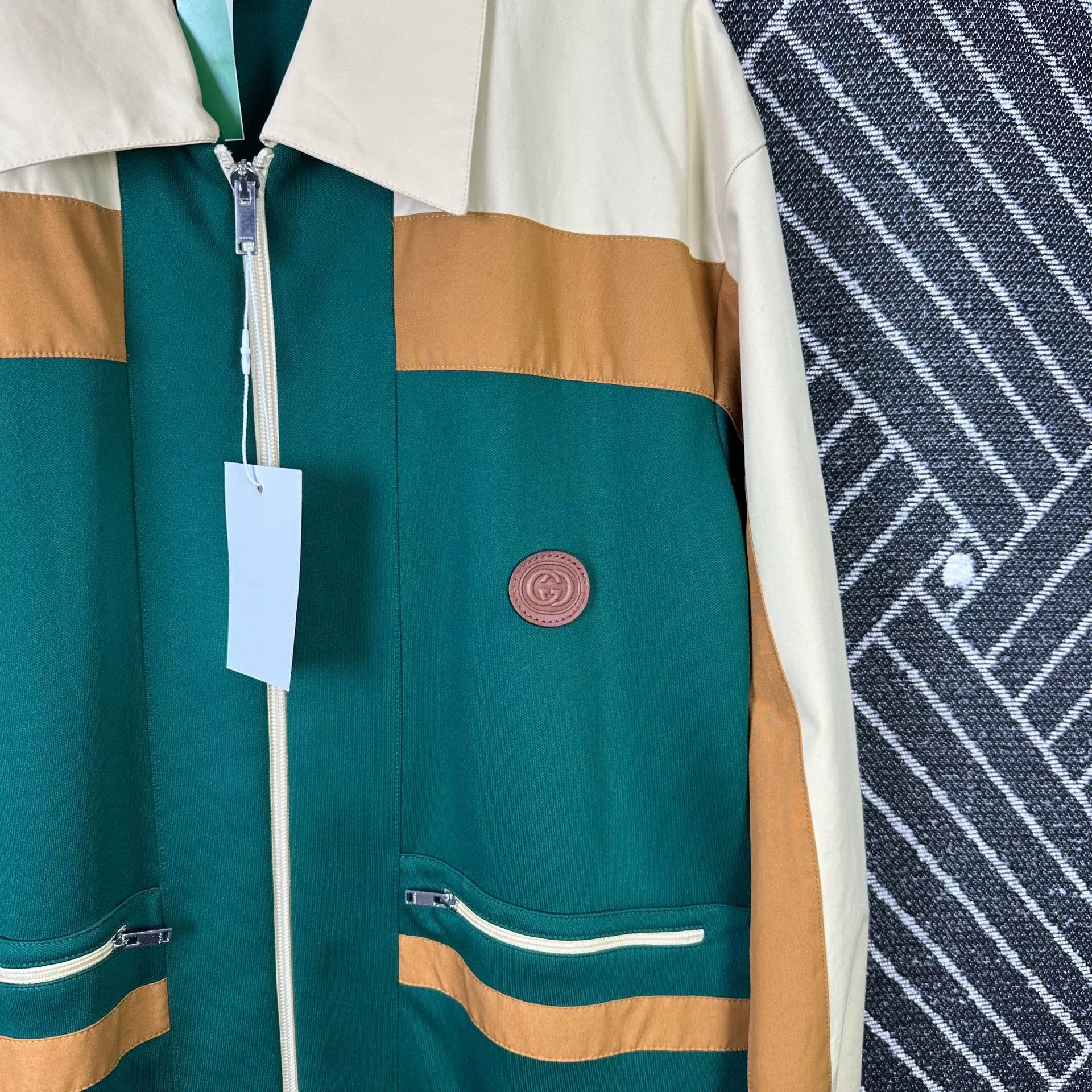 Gucci Gucci Logo Collar Zip Jacket Size US L / EU 52-54 / 3 - 5 Thumbnail
