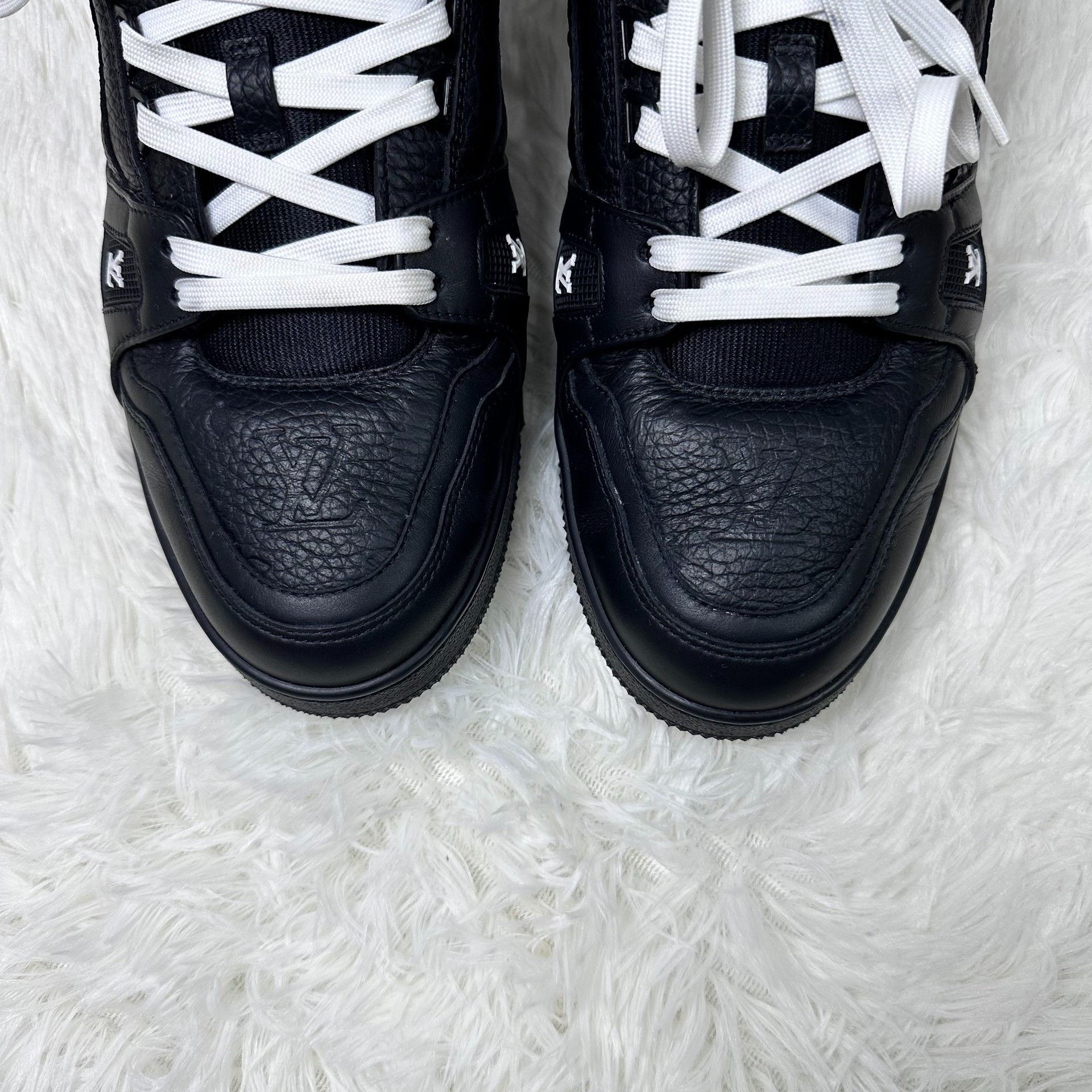 Louis Vuitton Louis Vuitton Trainer Leather Low-Top Sneakers Size US 10 / EU 43 - 3 Thumbnail