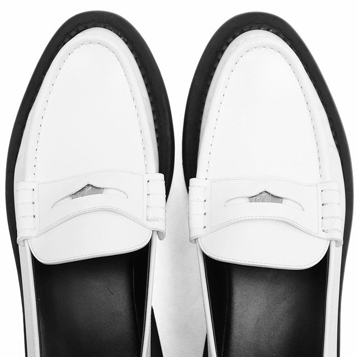 Yves Saint Laurent Yves Saint Laurent Saint Laurent Paris Teddy Penny Loafer Leather Loafers Leather Shoes DUTY FREE for USA Size ONE SIZE - 11 Thumbnail