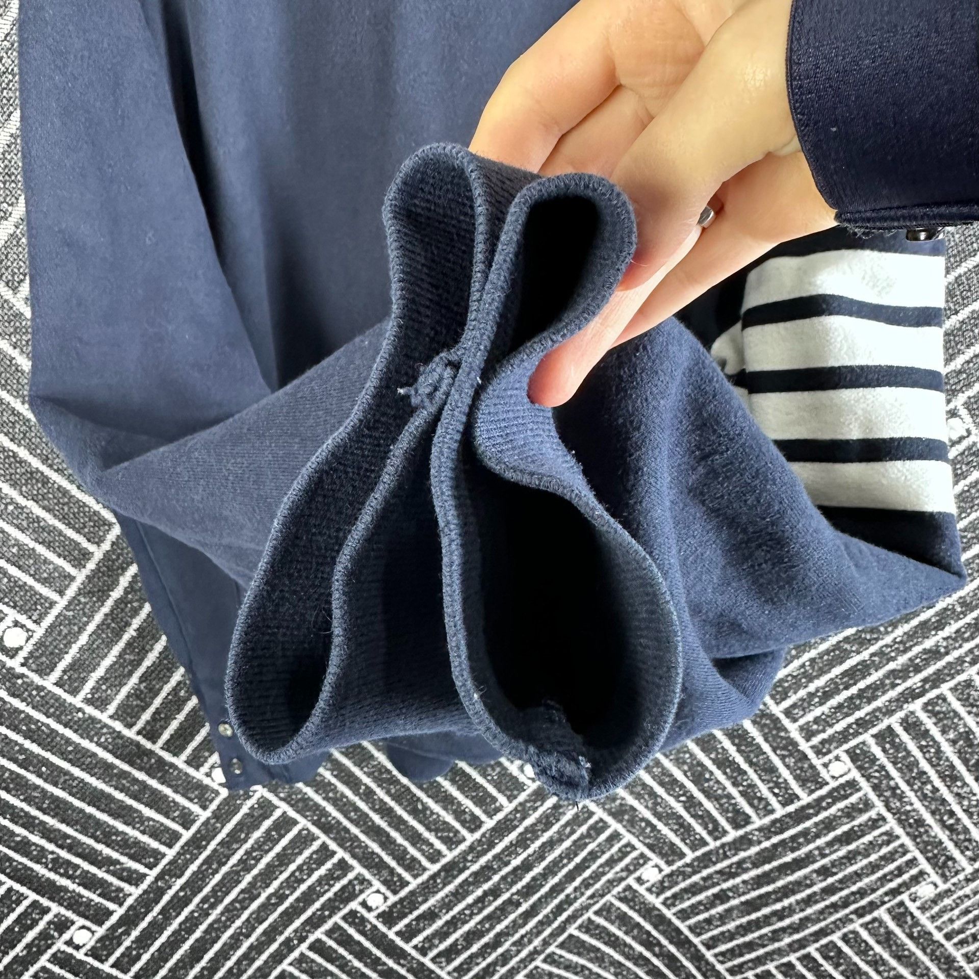 Thom Browne Thom Browne Classic Four Stripes Sweatshirt Size US M / EU 48-50 / 2 - 8 Thumbnail