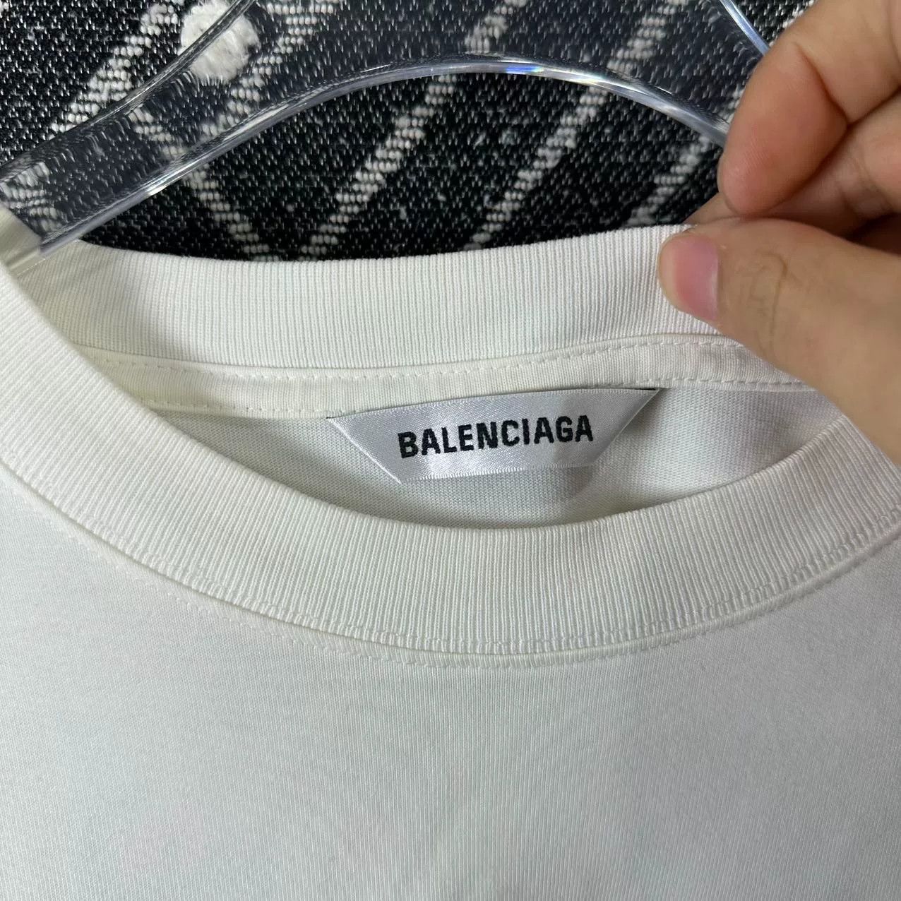 Balenciaga Balenciaga Women's White T-shirt Size S / US 4 / IT 40 - 4 Thumbnail
