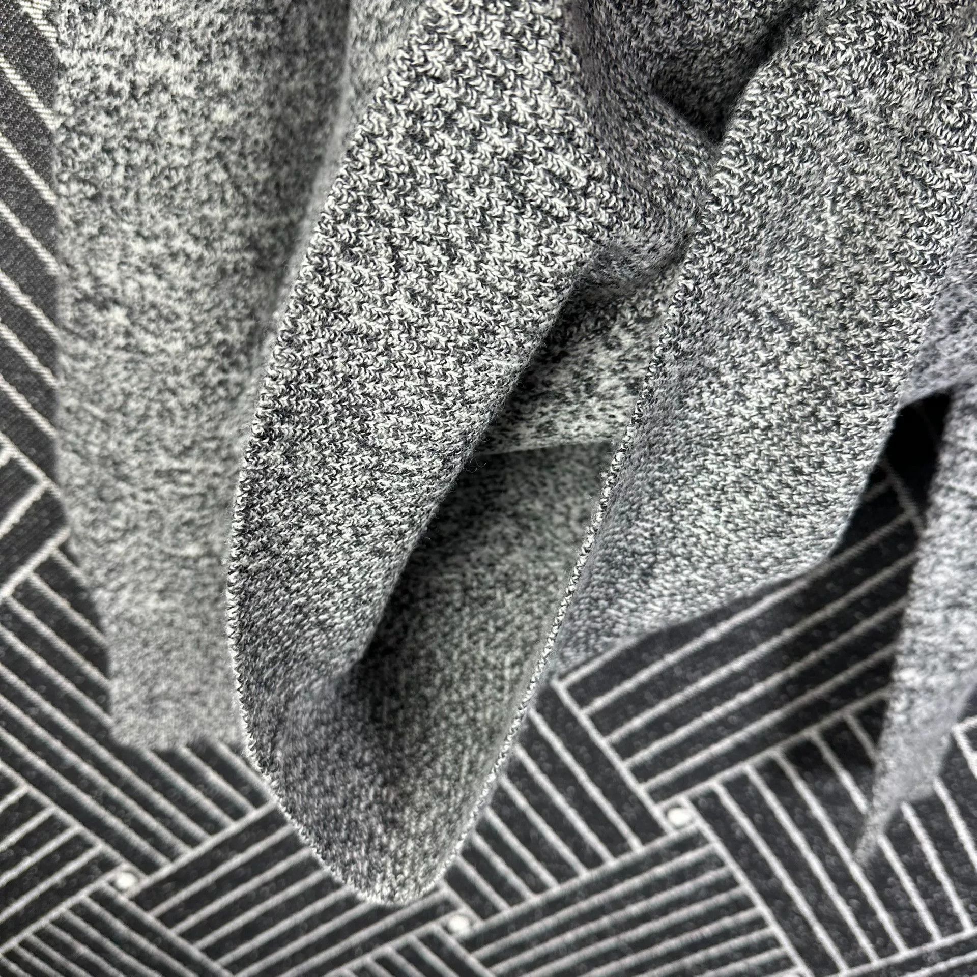 Burberry Burberry Gray Wool Sweater Size M Size US M / EU 48-50 / 2 - 5 Thumbnail
