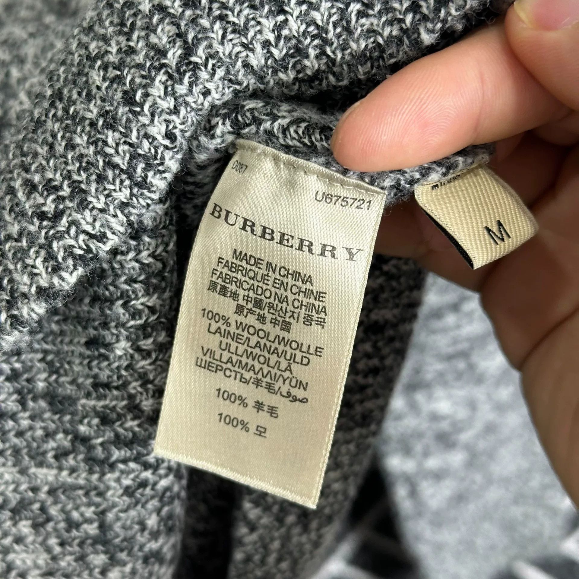 Burberry Burberry Gray Wool Sweater Size M Size US M / EU 48-50 / 2 - 7 Thumbnail