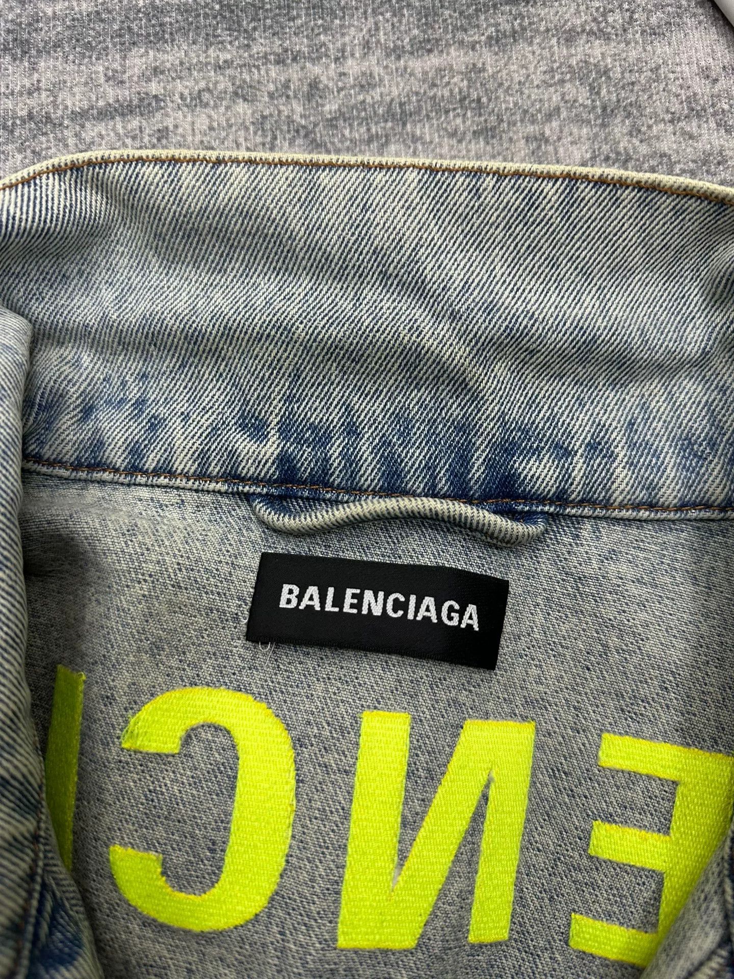 Balenciaga Balenciaga Denim Jacket with Logo Size US M / EU 48-50 / 2 - 4 Thumbnail