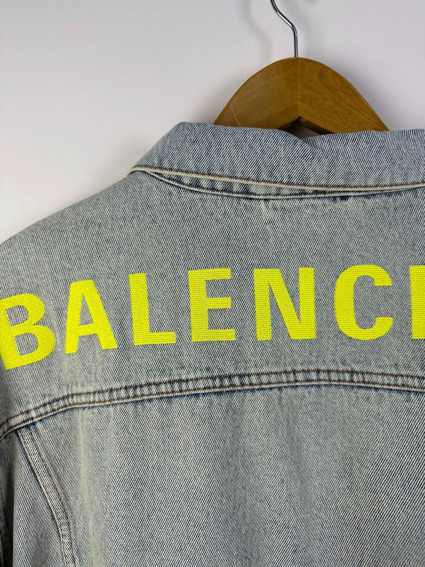 Balenciaga Balenciaga Denim Jacket with Logo Size US M / EU 48-50 / 2 - 6 Thumbnail