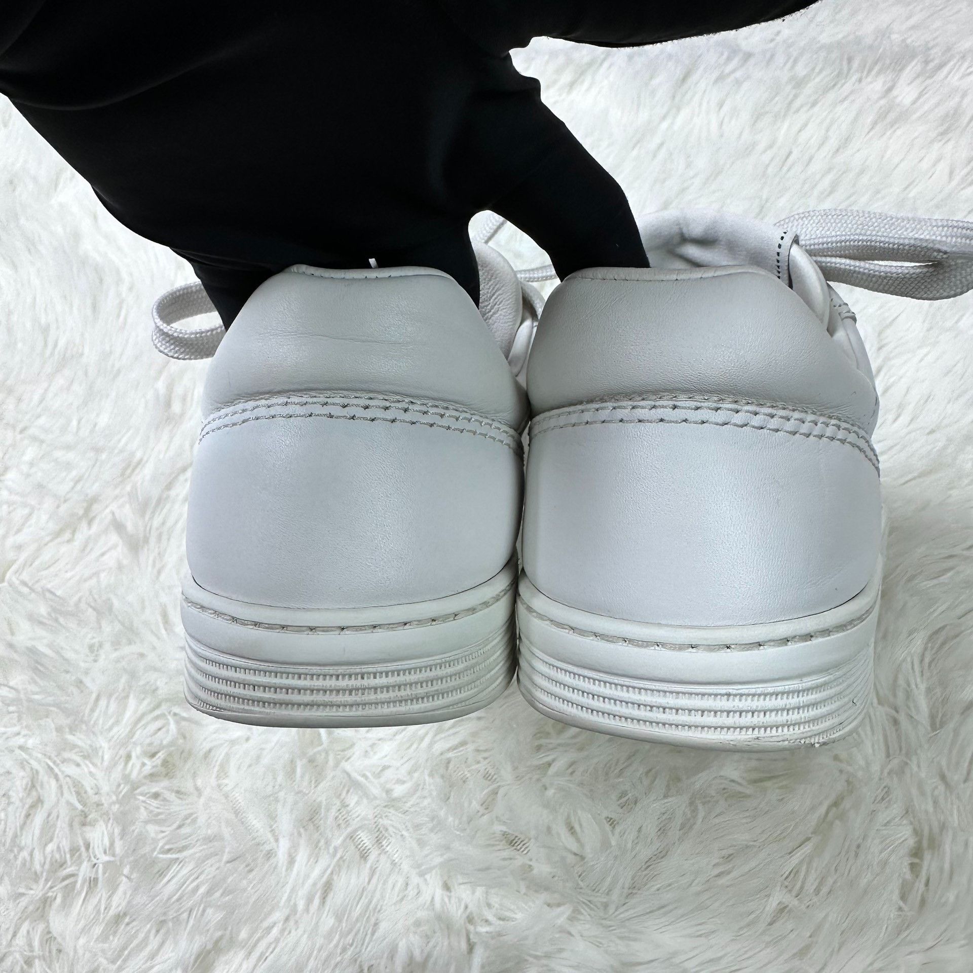 Chanel Chanel Women's White Low-Top Flat Sneakers Size US 5.5 / IT 35.5 - 4 Thumbnail