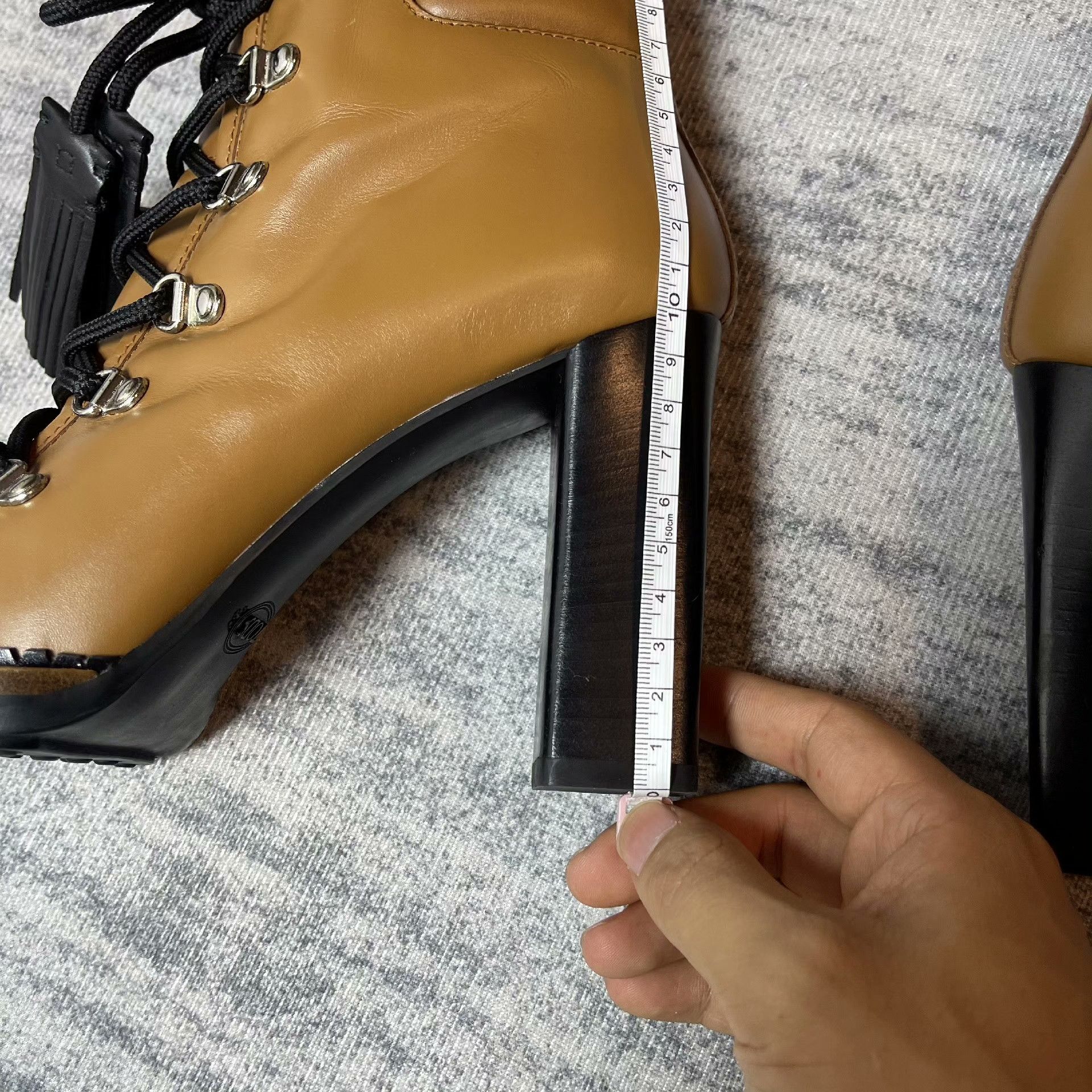 Tod's TOD'S Lace-Up Tassel Heeled Martin Boots Size US 7.5 / IT 37.5 - 5 Thumbnail