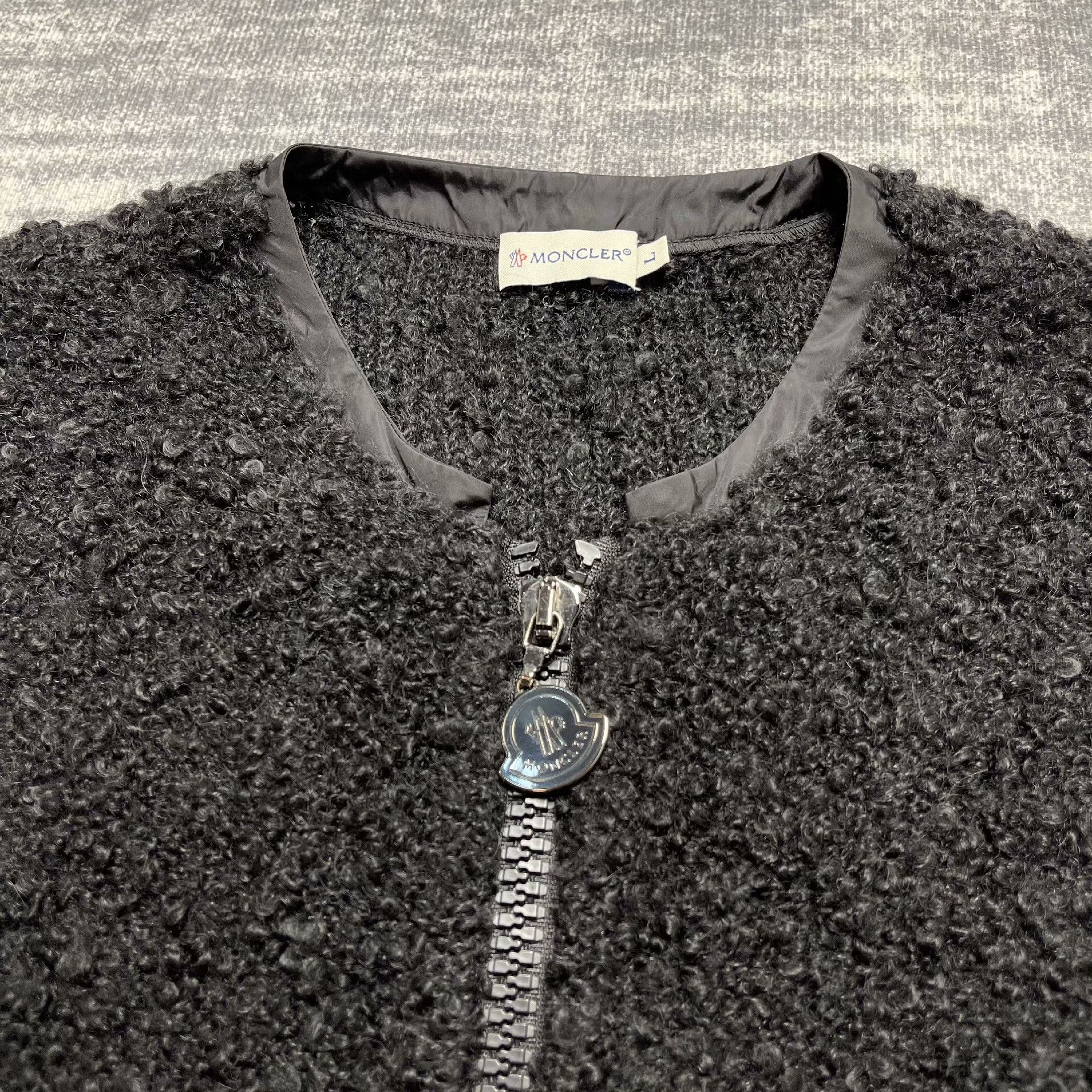 Moncler Moncler Lamb Wool Vest Size US M / EU 48-50 / 2 - 2 Thumbnail