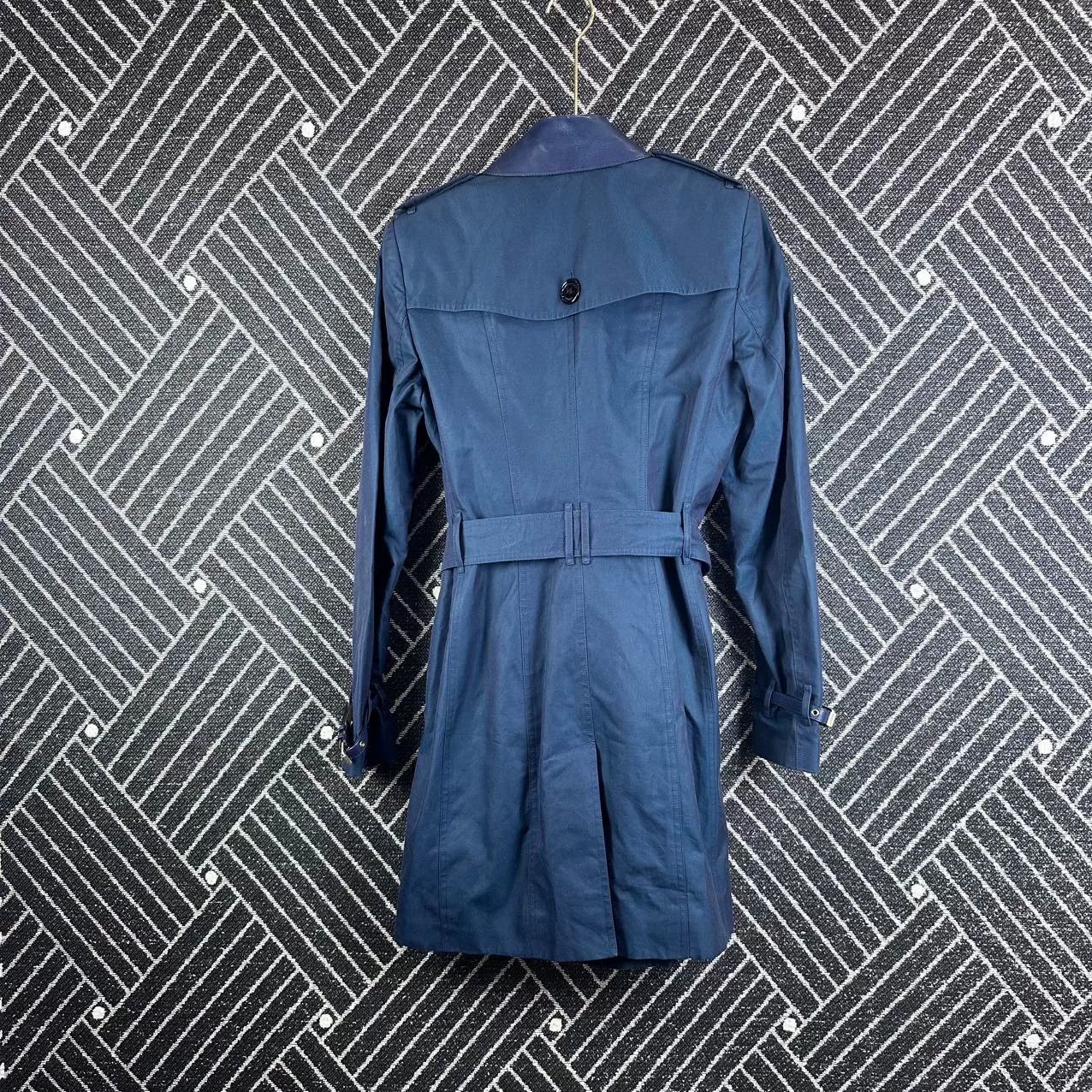 Burberry Burberry Solid Lambskin Panel Trench Coat Size S / US 4 / IT 40 - 2 Thumbnail
